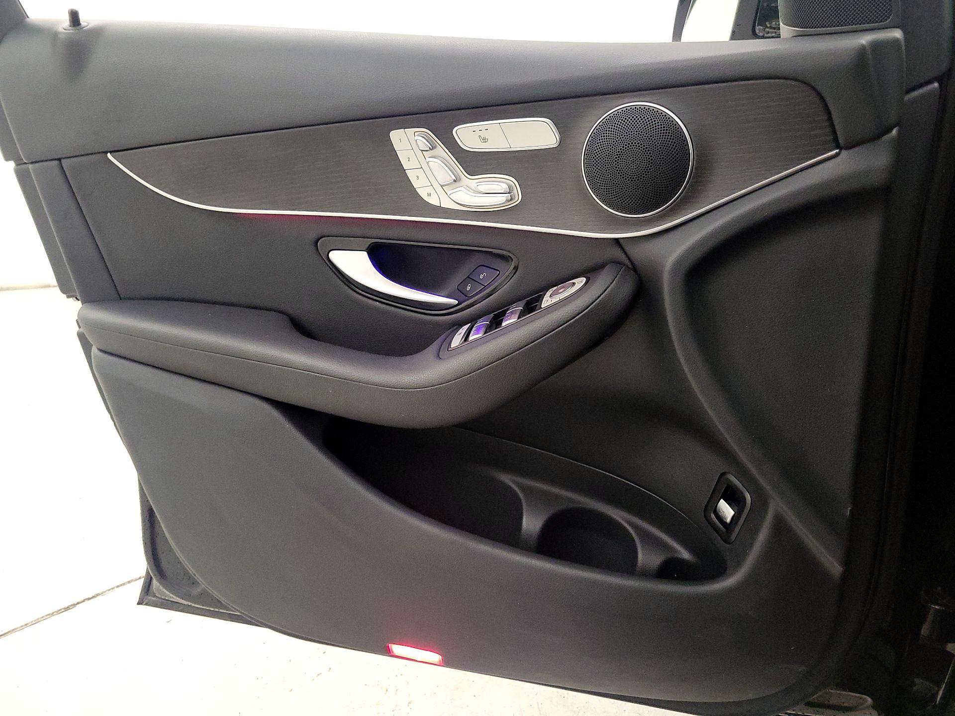 Thumbnail: 2022 Mercedes-Benz GLC - 12