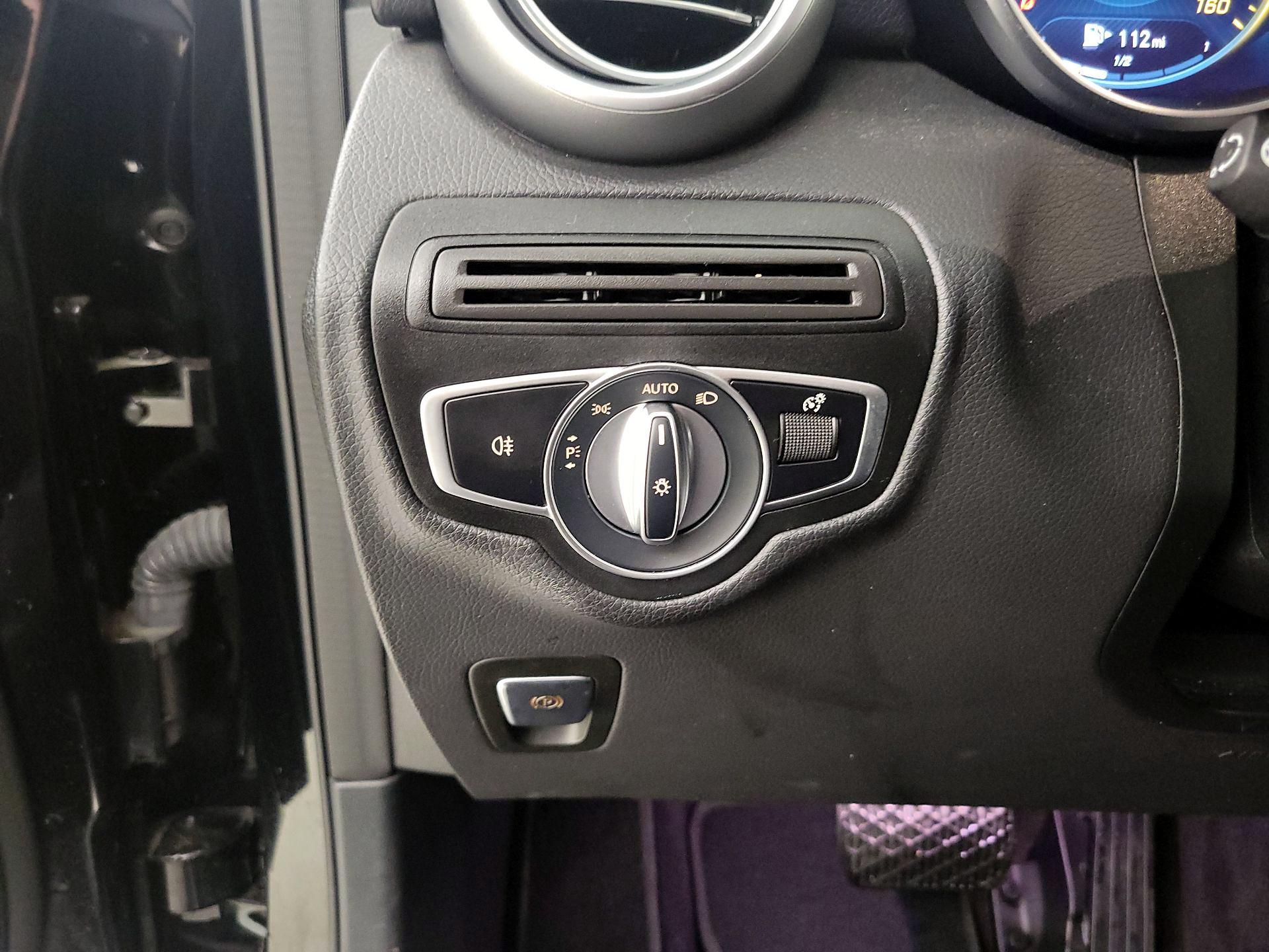 Thumbnail: 2022 Mercedes-Benz GLC - 13