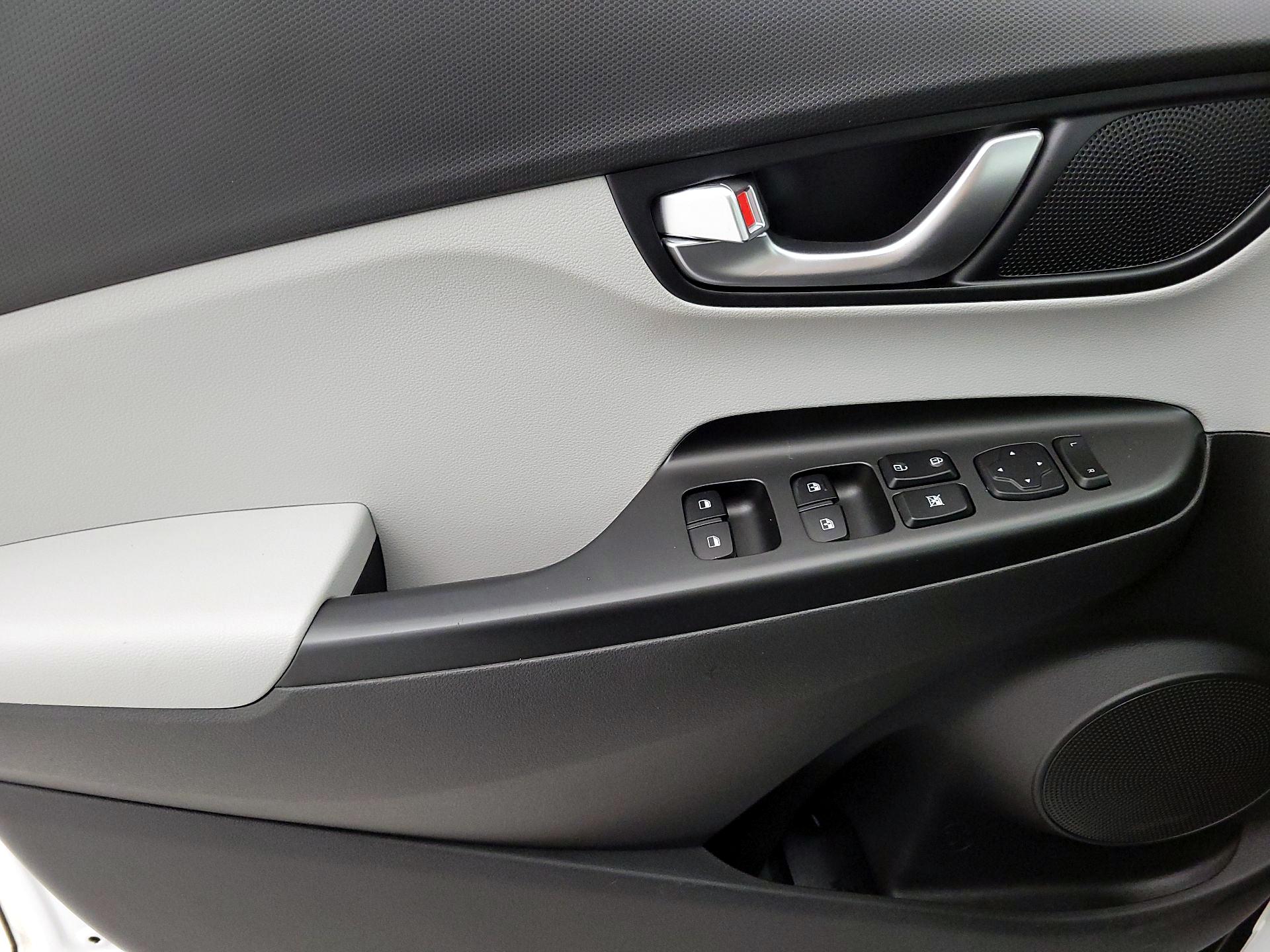 Thumbnail: 2023 Hyundai Kona - 12