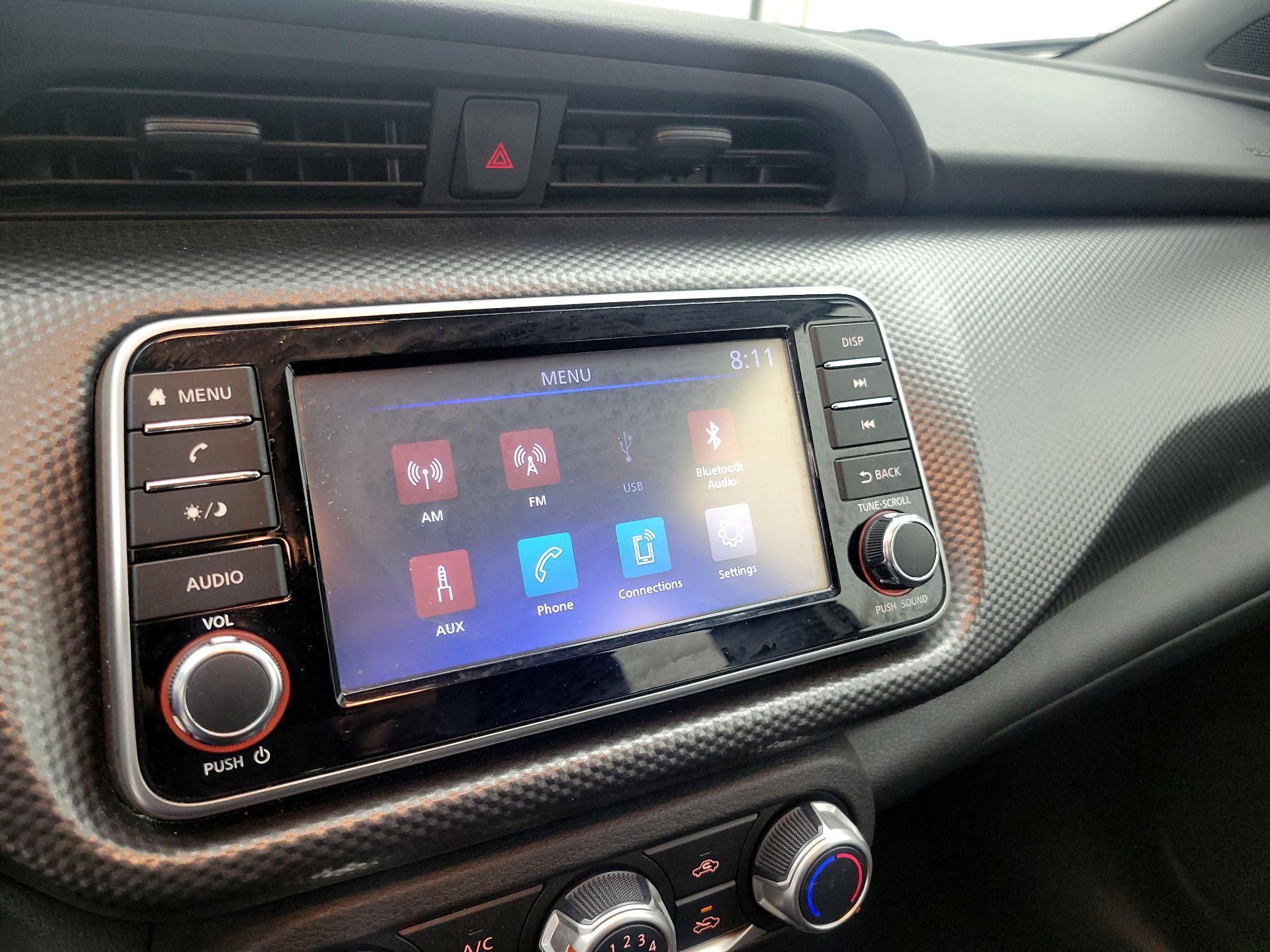 Thumbnail: 2020 Nissan Kicks - 15