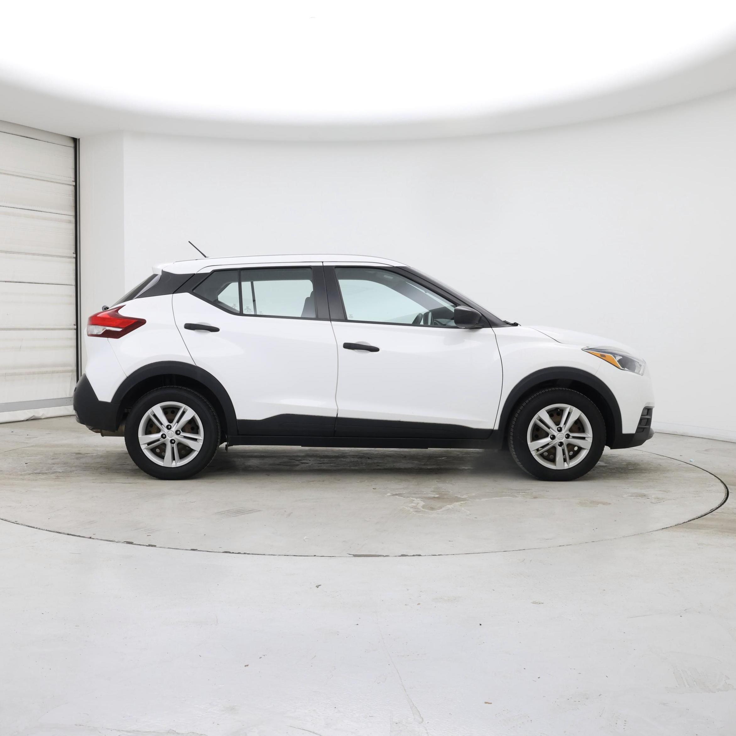 Thumbnail: 2020 Nissan Kicks - 7