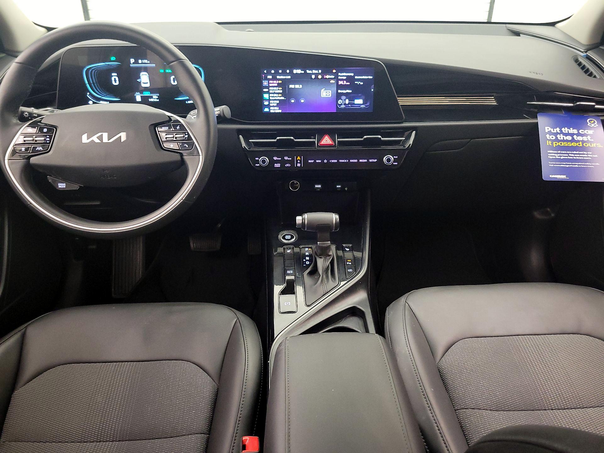 Thumbnail: 2023 Kia Niro - 9