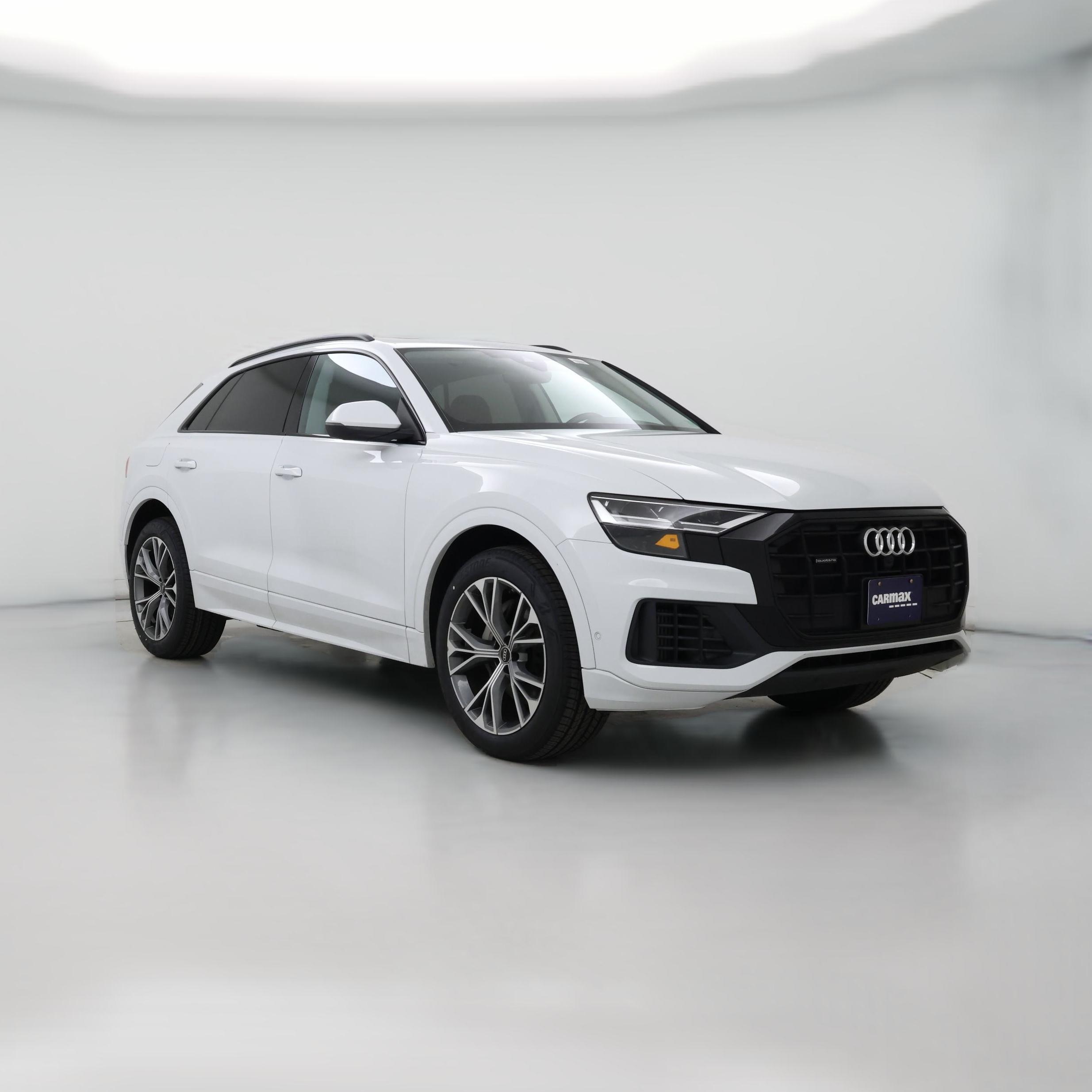 Thumbnail: 2022 Audi Q8 - 1