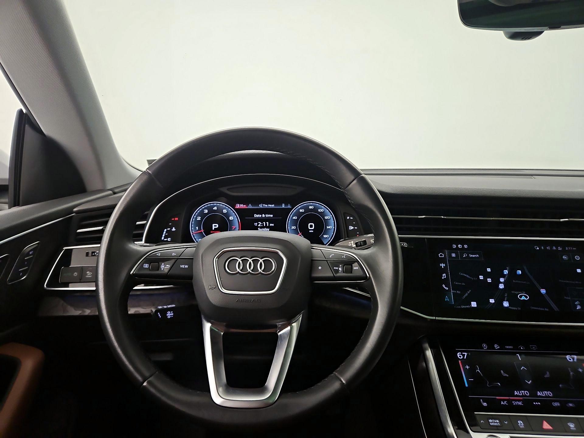 Thumbnail: 2022 Audi Q8 - 10