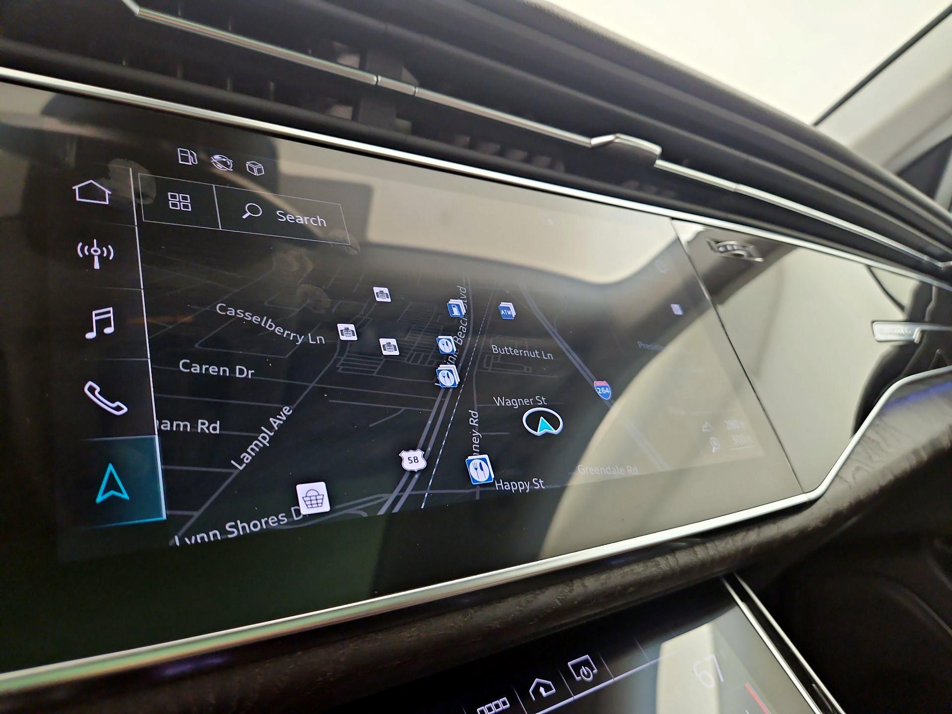 Thumbnail: 2022 Audi Q8 - 14