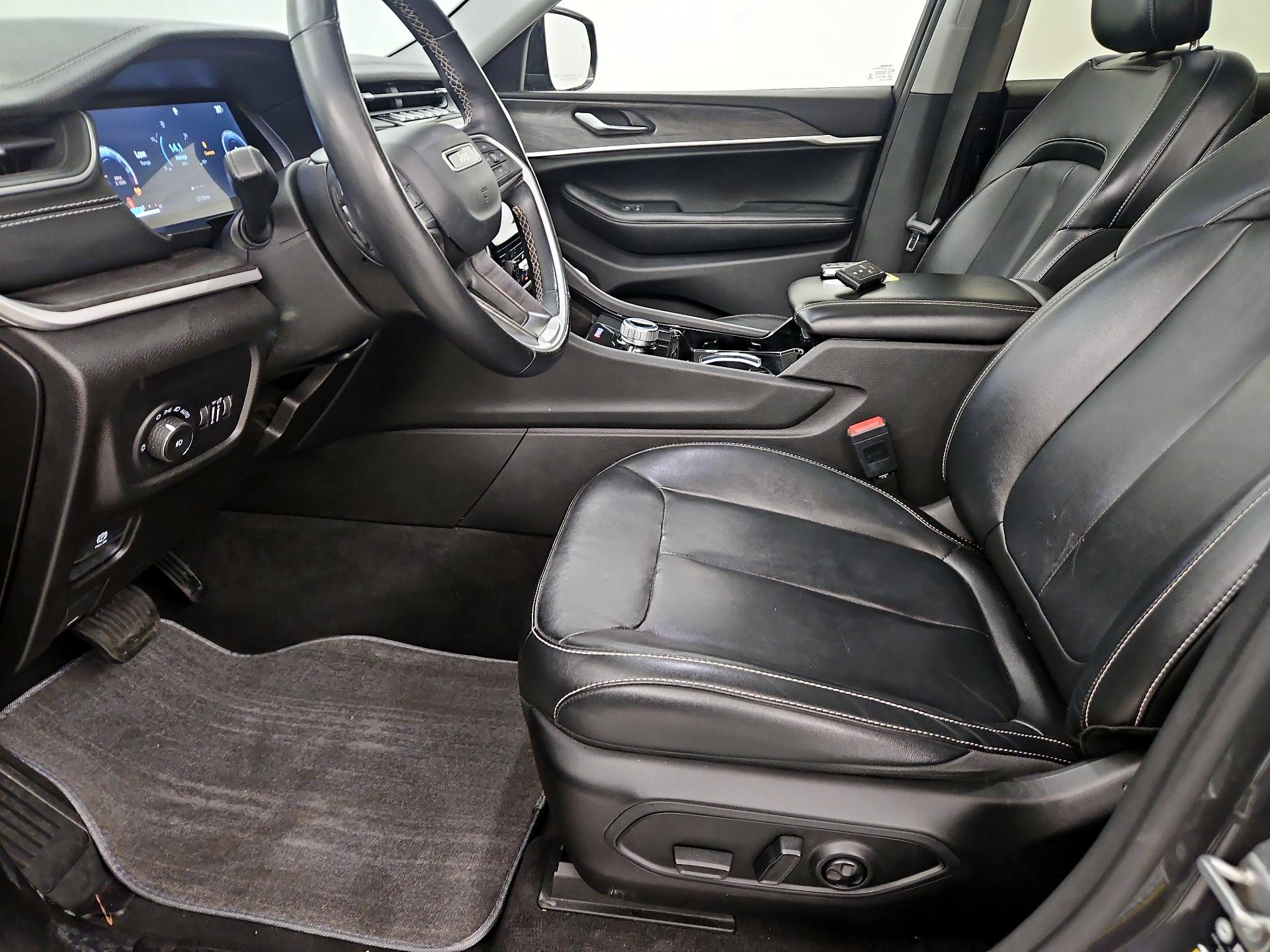 Thumbnail: 2021 Jeep Grand Cherokee L - 11