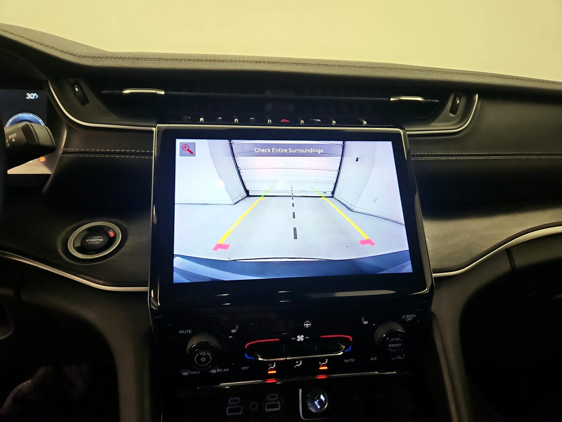 Thumbnail: 2021 Jeep Grand Cherokee L - 15