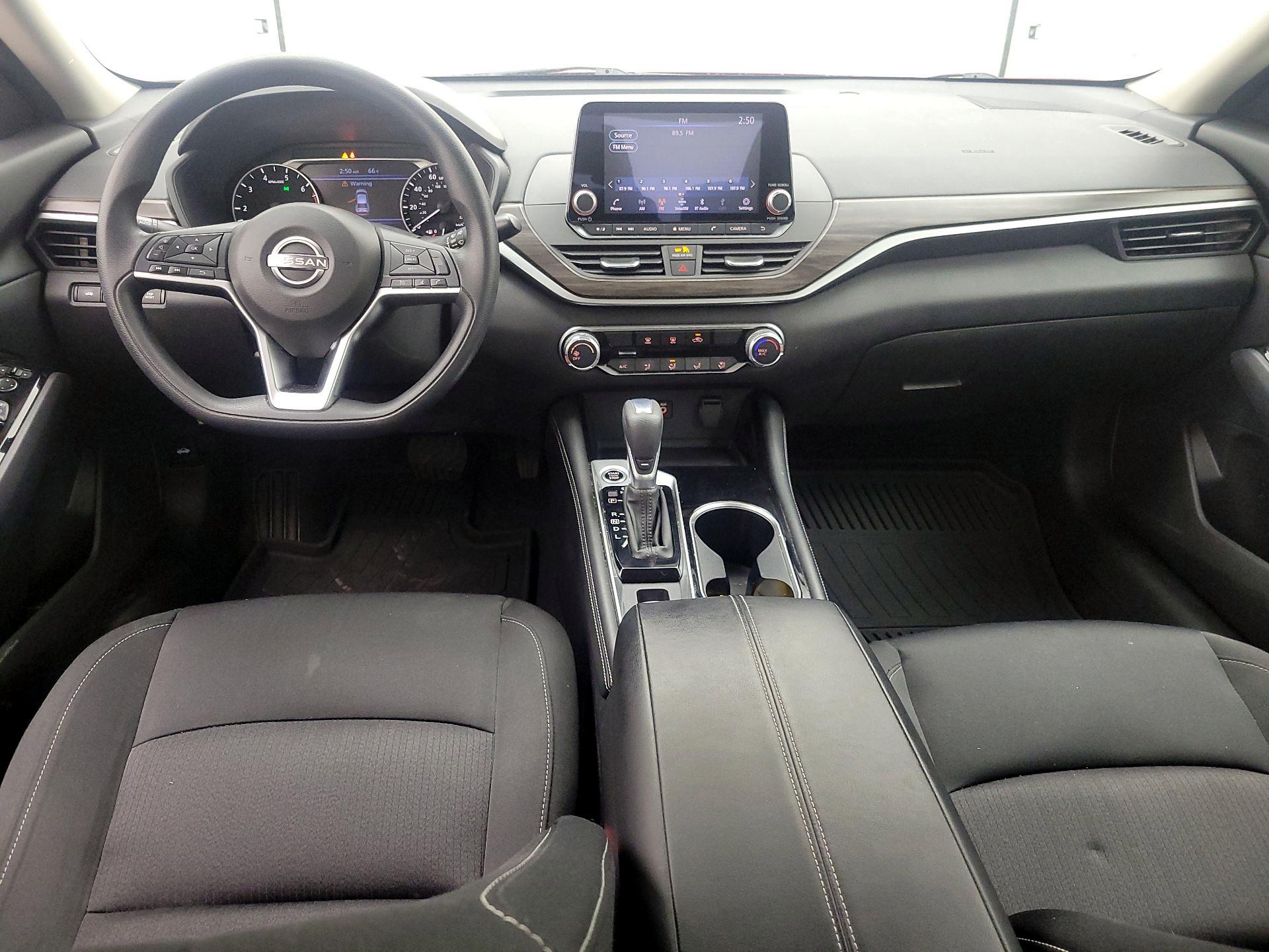 Thumbnail: 2023 Nissan Altima - 9