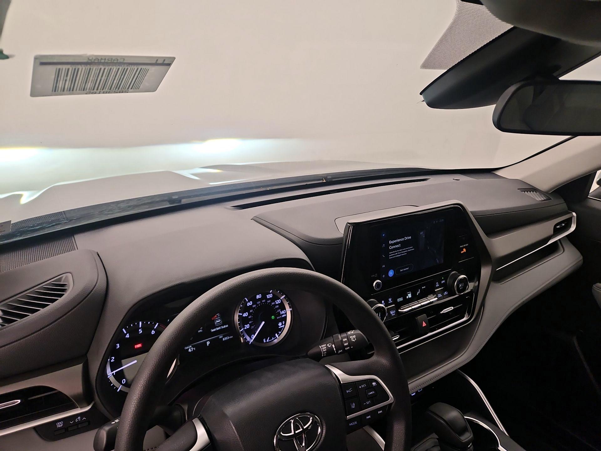 Thumbnail: 2023 Toyota Highlander - 9