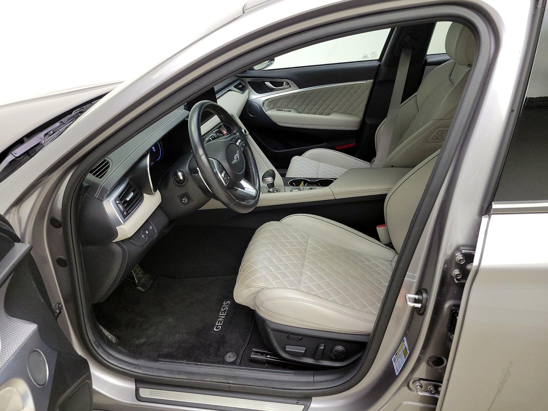 Thumbnail: 2023 Genesis G70 - 11