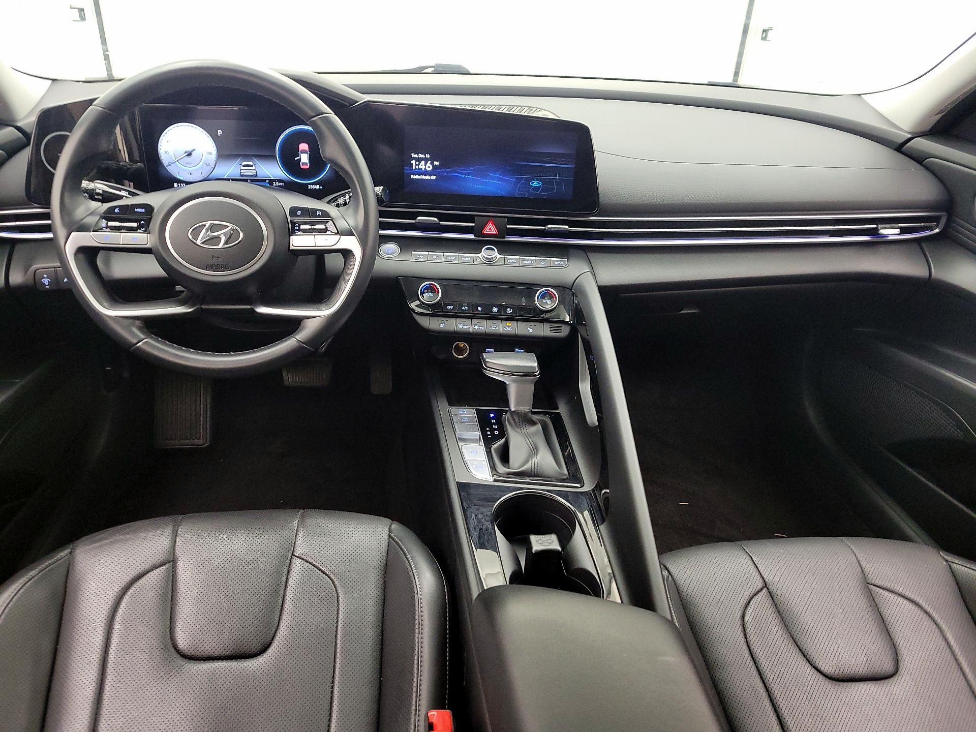 Thumbnail: 2023 Hyundai Elantra - 9