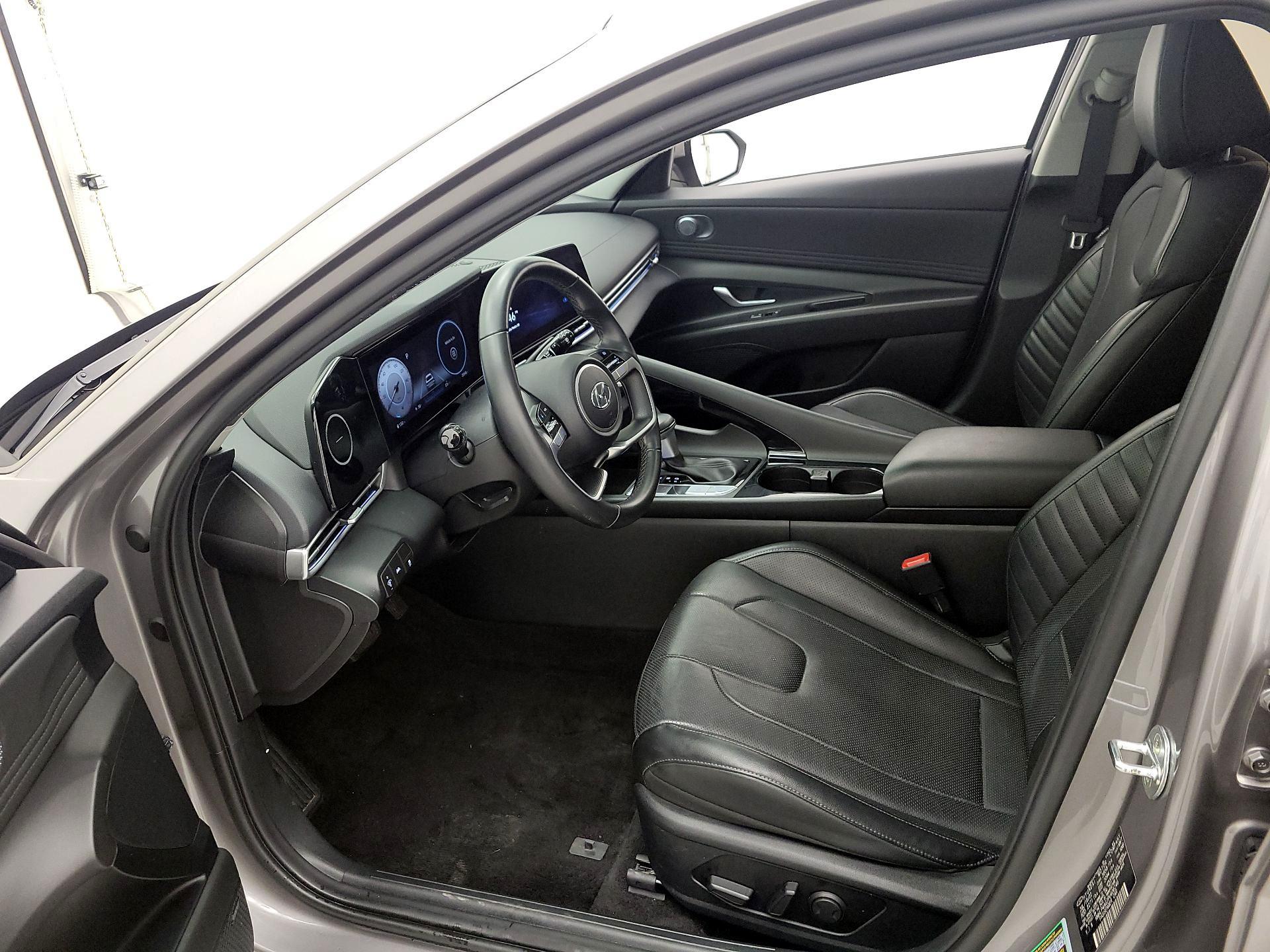 Thumbnail: 2023 Hyundai Elantra - 11