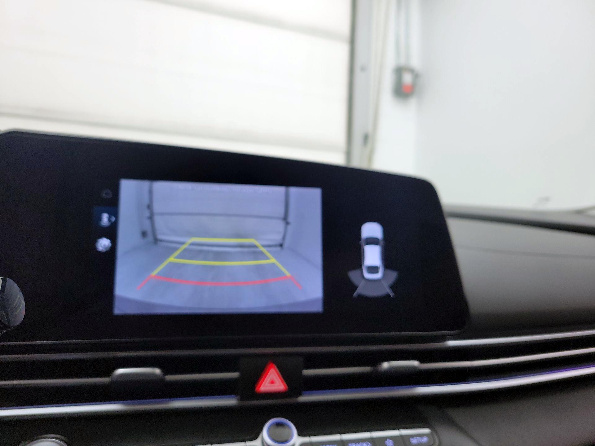 Thumbnail: 2023 Hyundai Elantra - 14