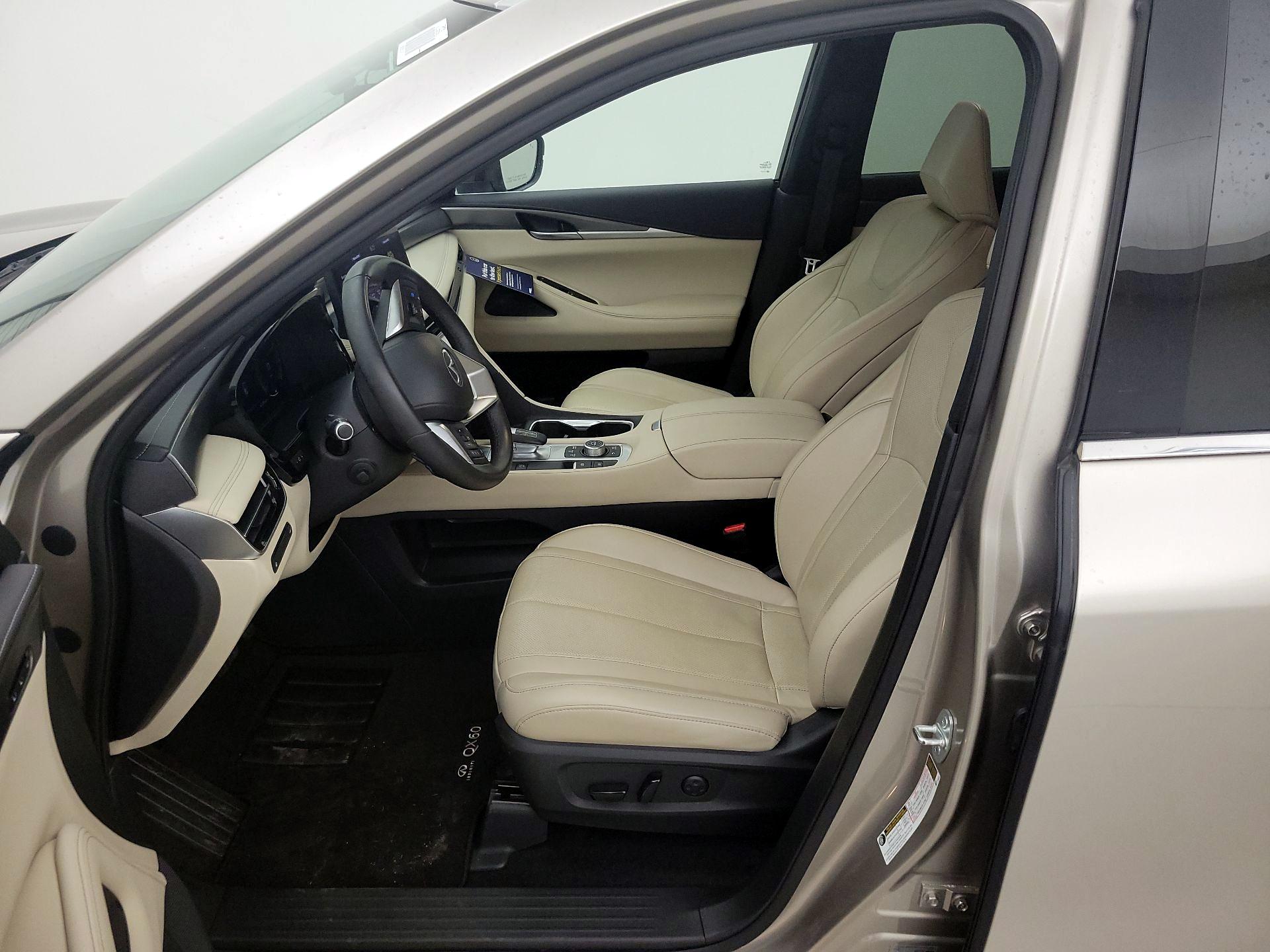 Thumbnail: 2023 INFINITI QX60 - 11