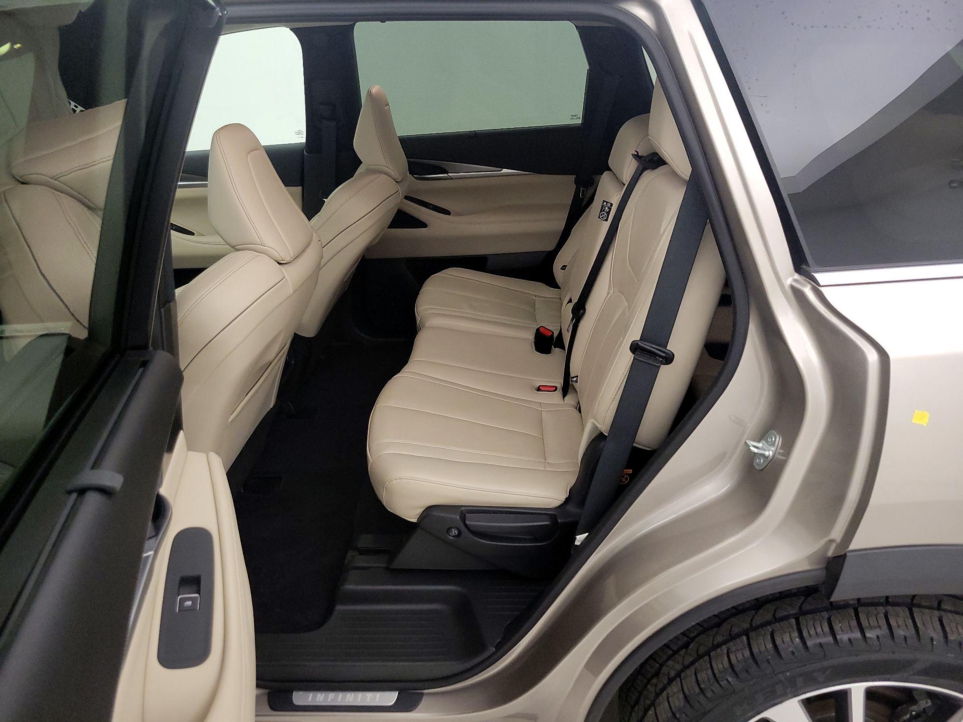 Thumbnail: 2023 INFINITI QX60 - 19