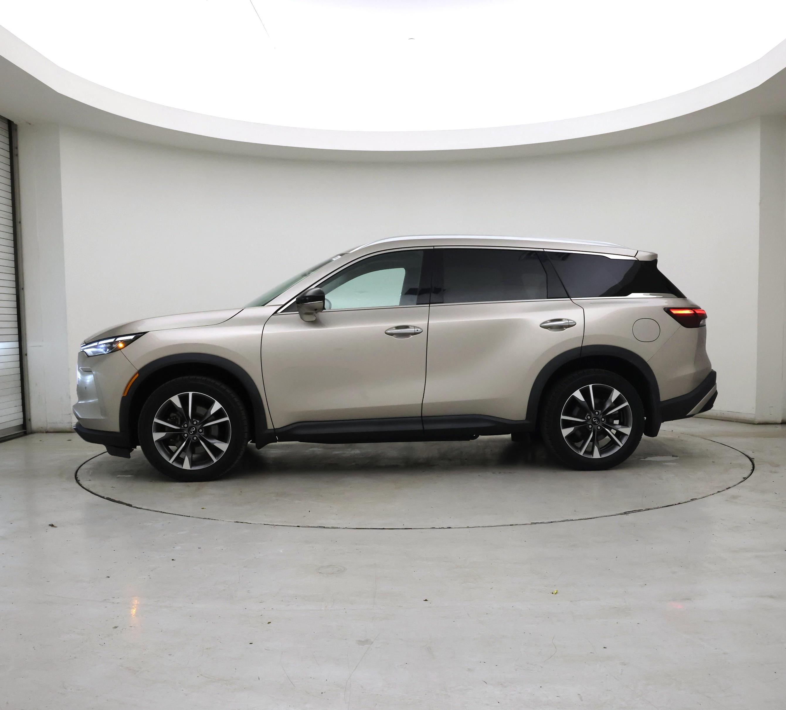 Thumbnail: 2023 INFINITI QX60 - 3