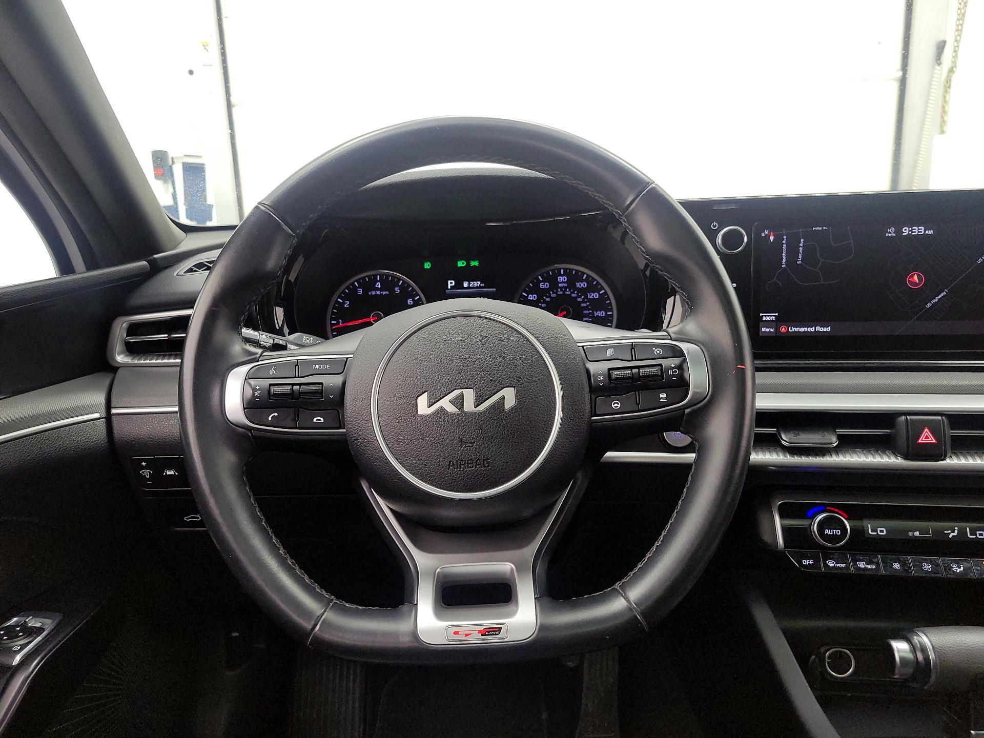 Thumbnail: 2022 Kia K5 - 10