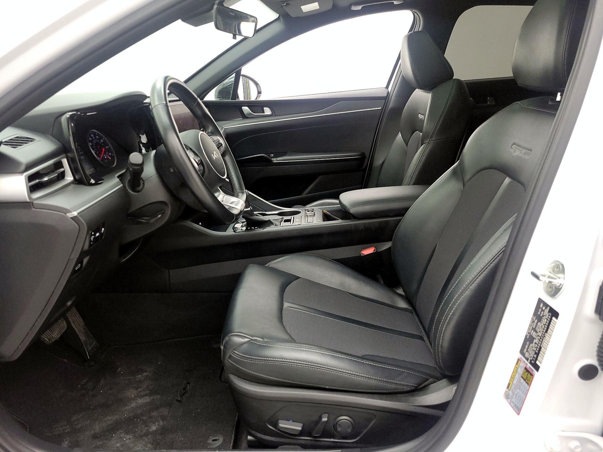 Thumbnail: 2022 Kia K5 - 11