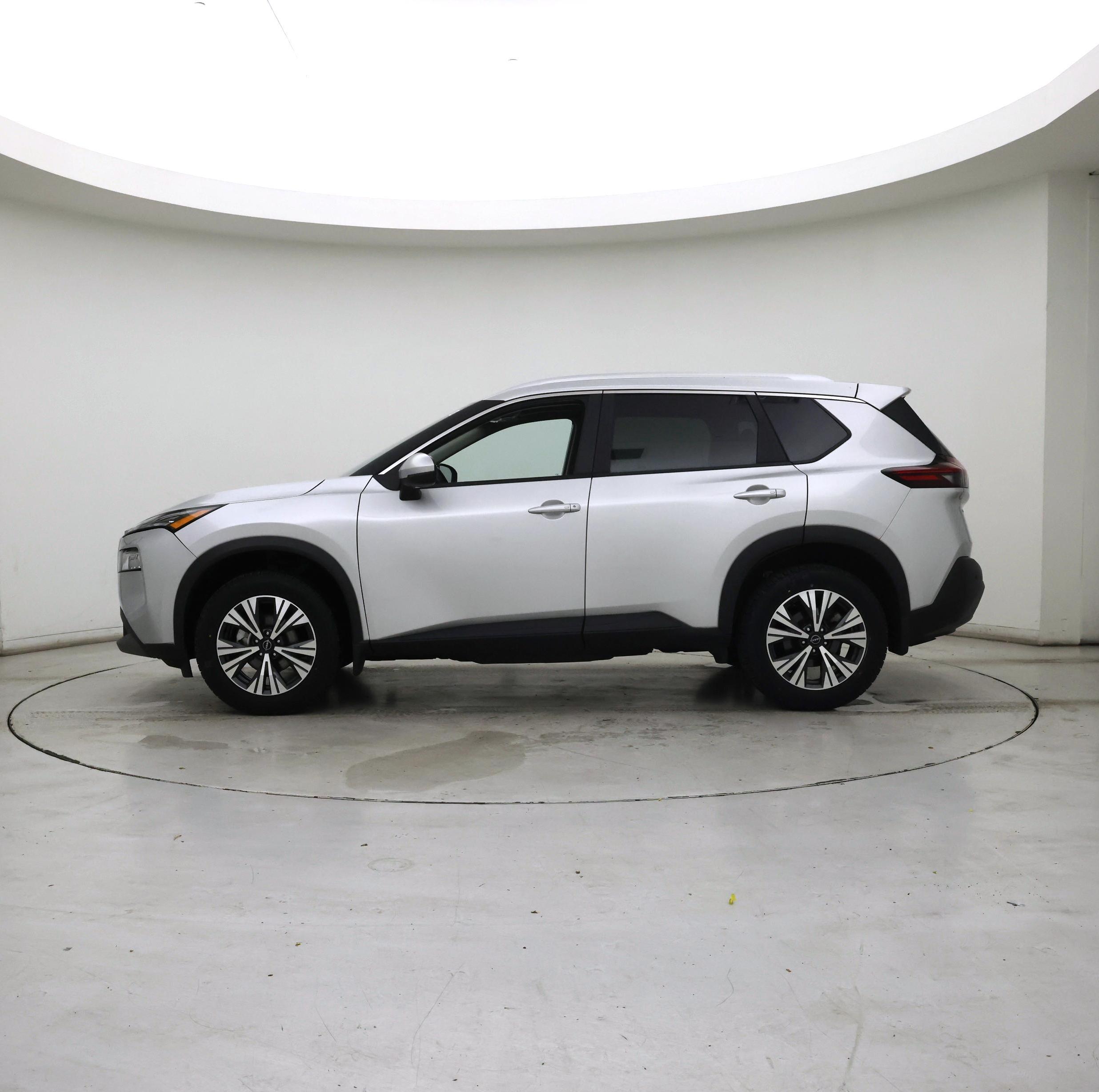 Thumbnail: 2023 Nissan Rogue - 3