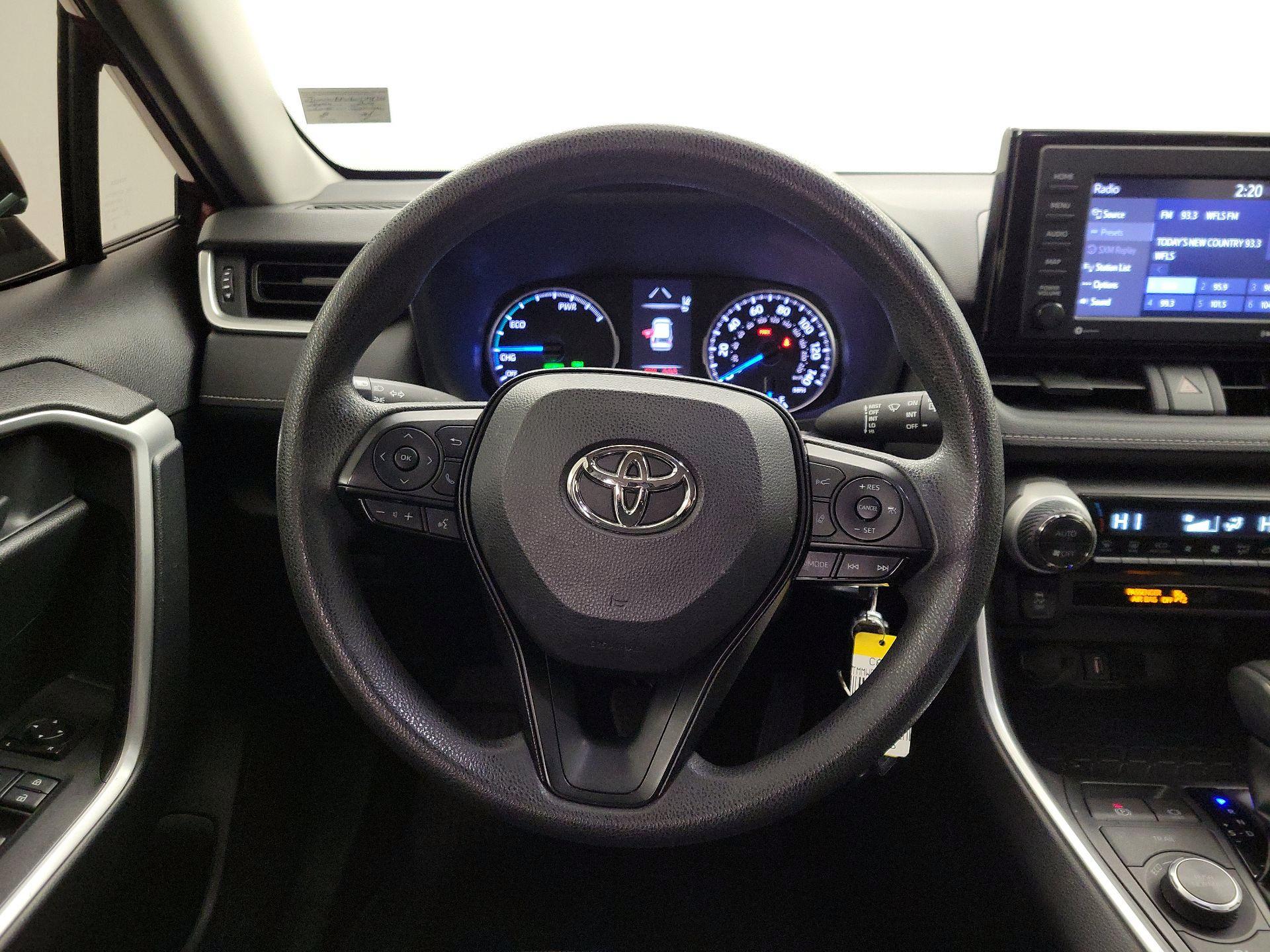 Thumbnail: 2022 Toyota RAV4 - 10