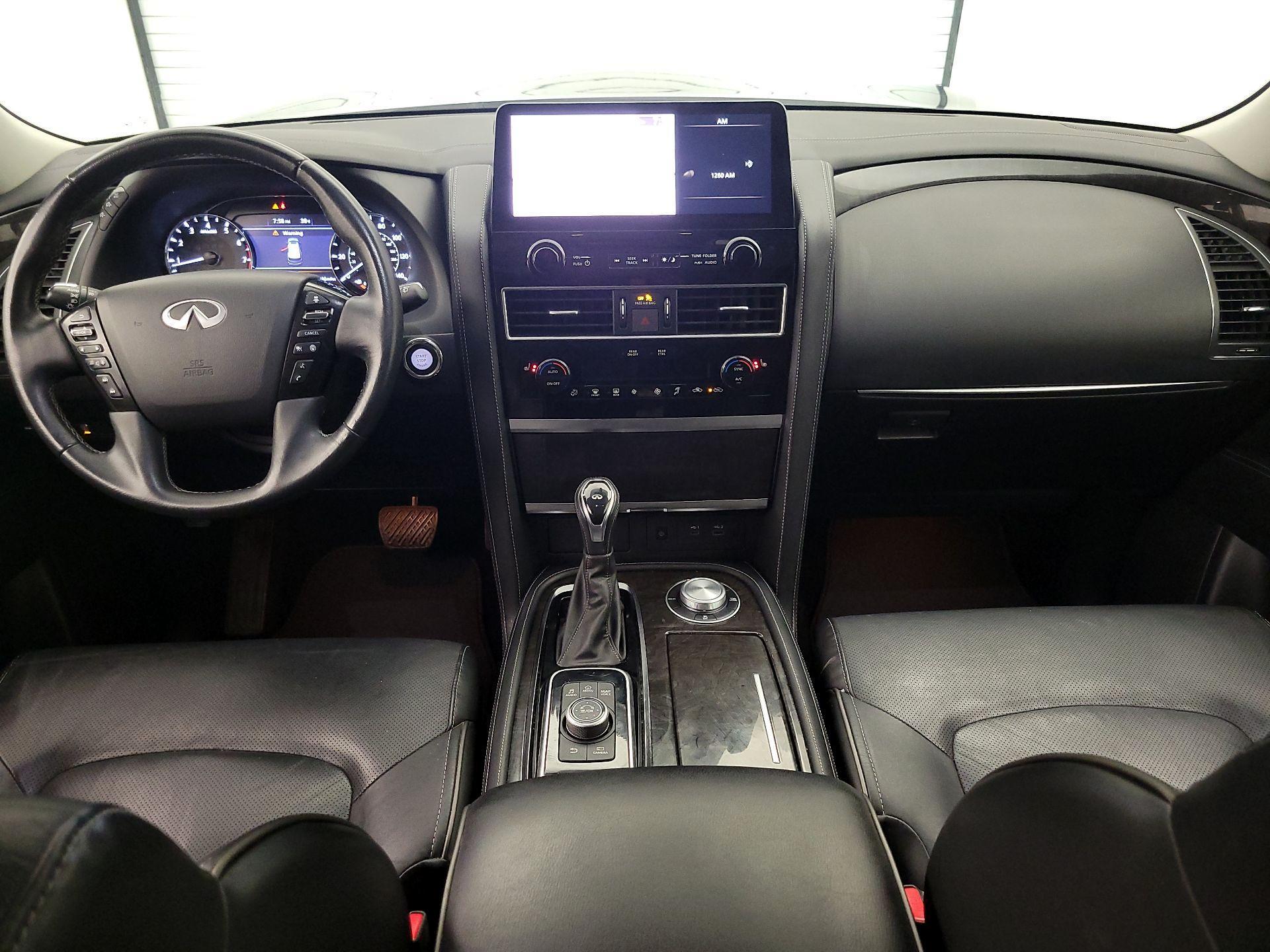 Thumbnail: 2024 INFINITI QX80 - 9