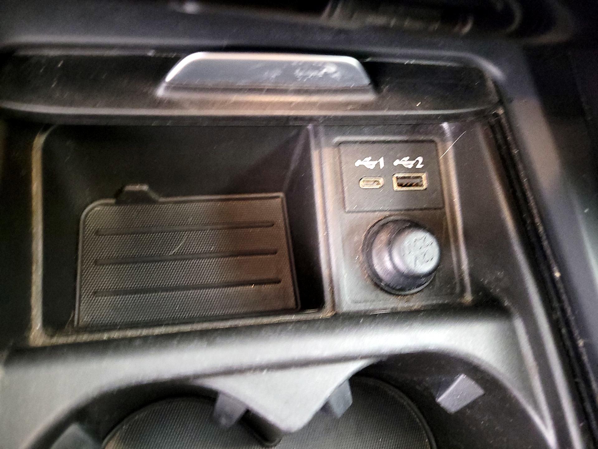 Thumbnail: 2022 INFINITI QX50 - 18