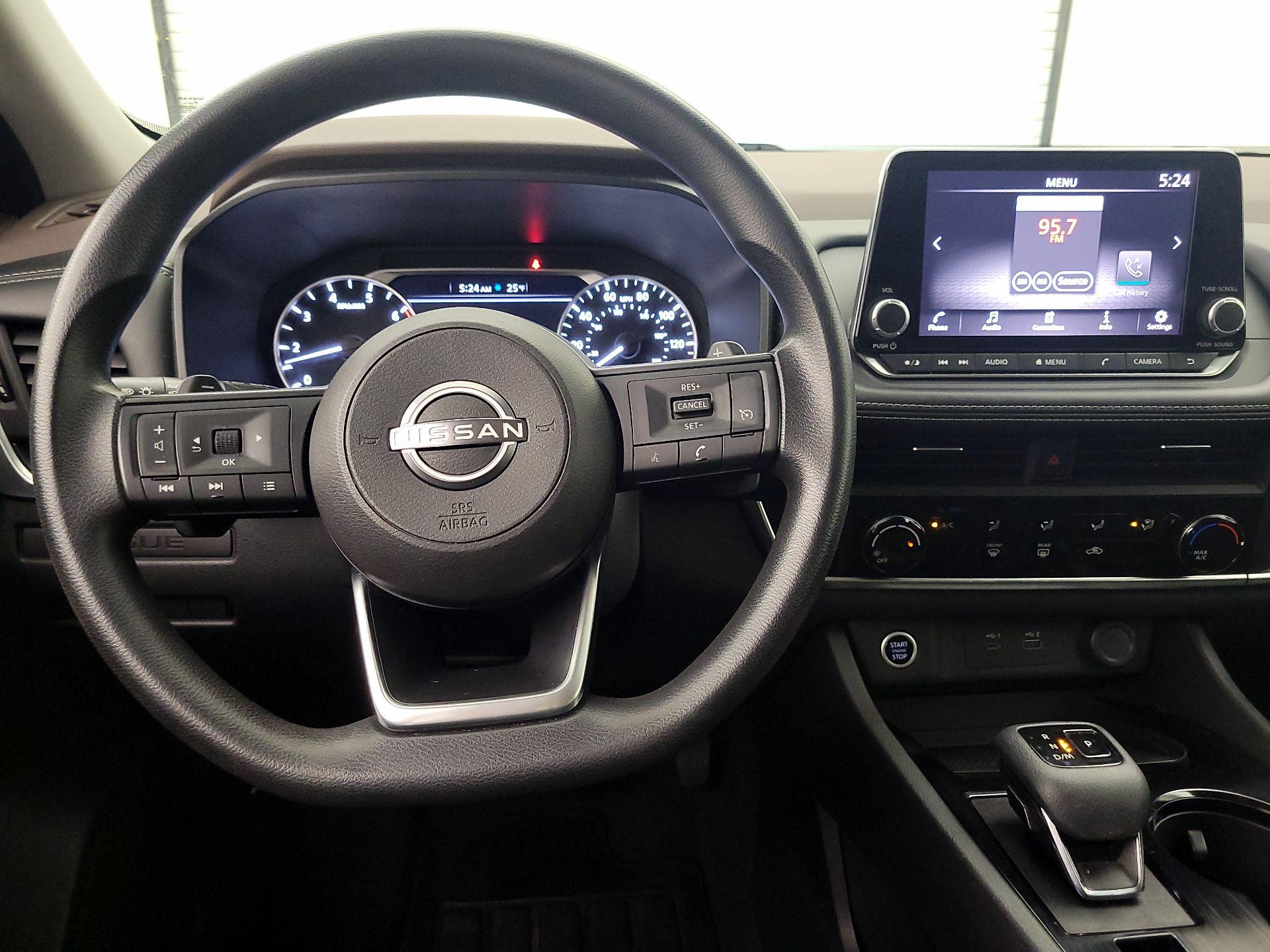 Thumbnail: 2023 Nissan Rogue - 10