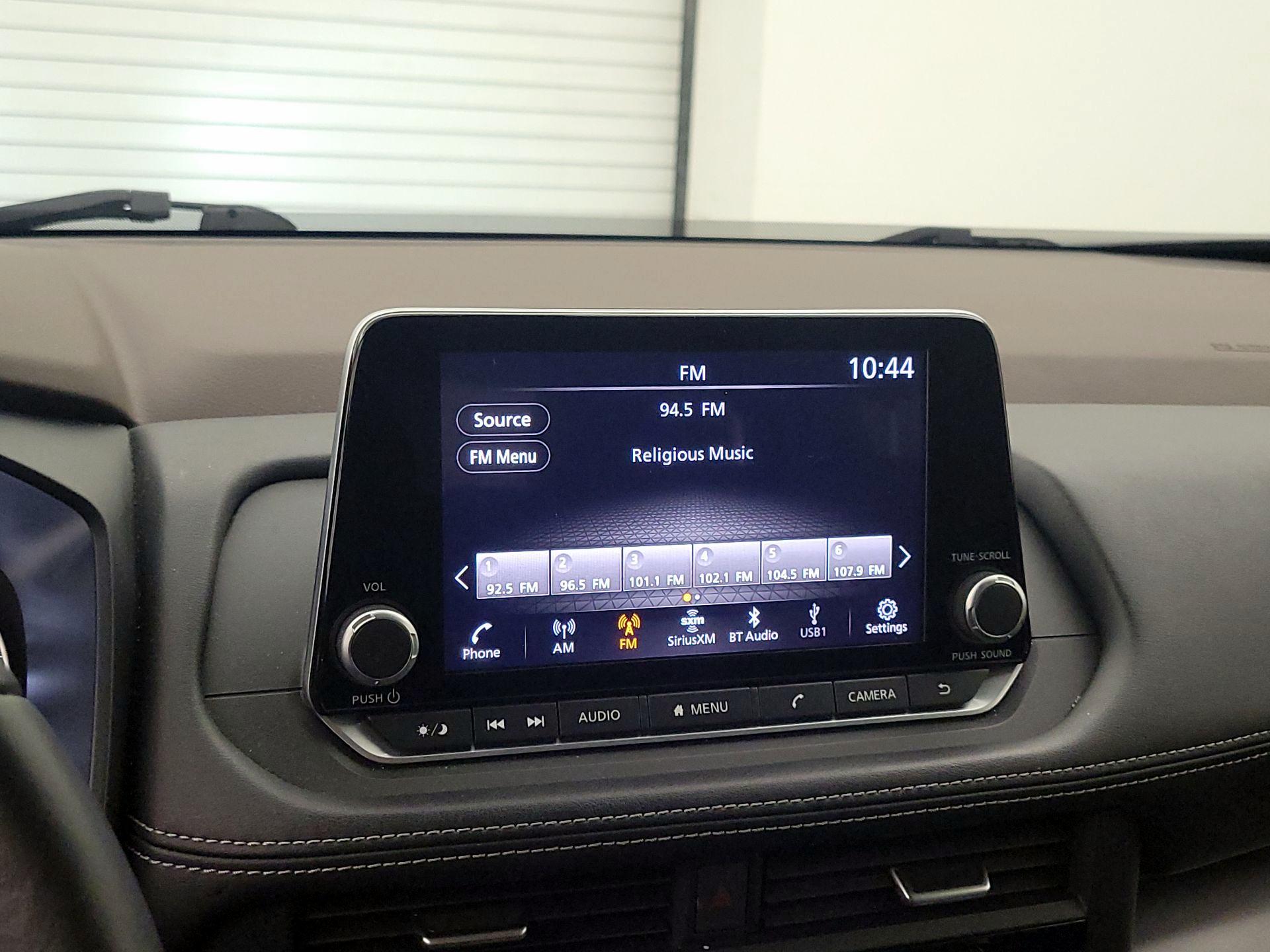 Thumbnail: 2023 Nissan Rogue - 15