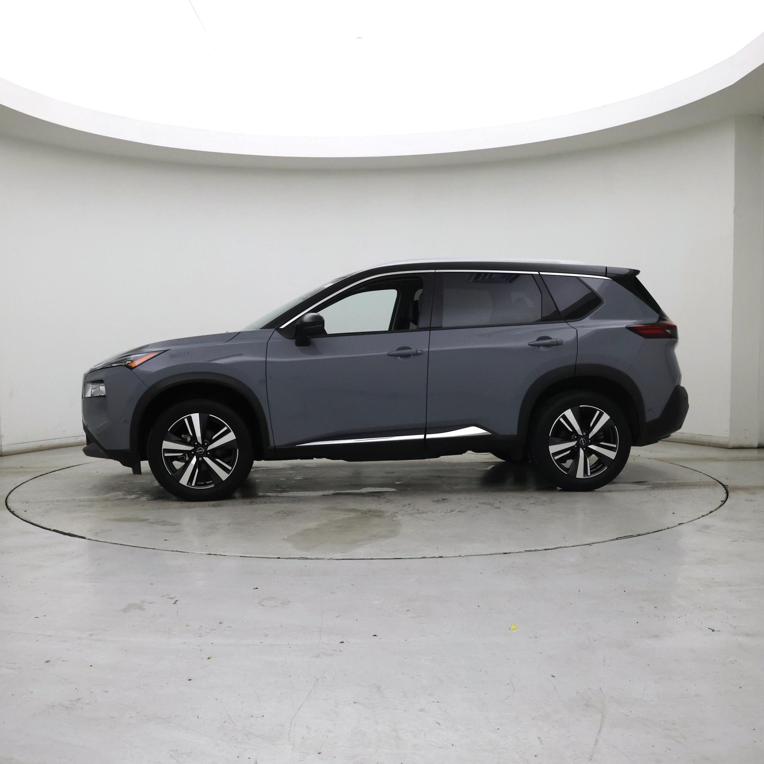 Thumbnail: 2023 Nissan Rogue - 3