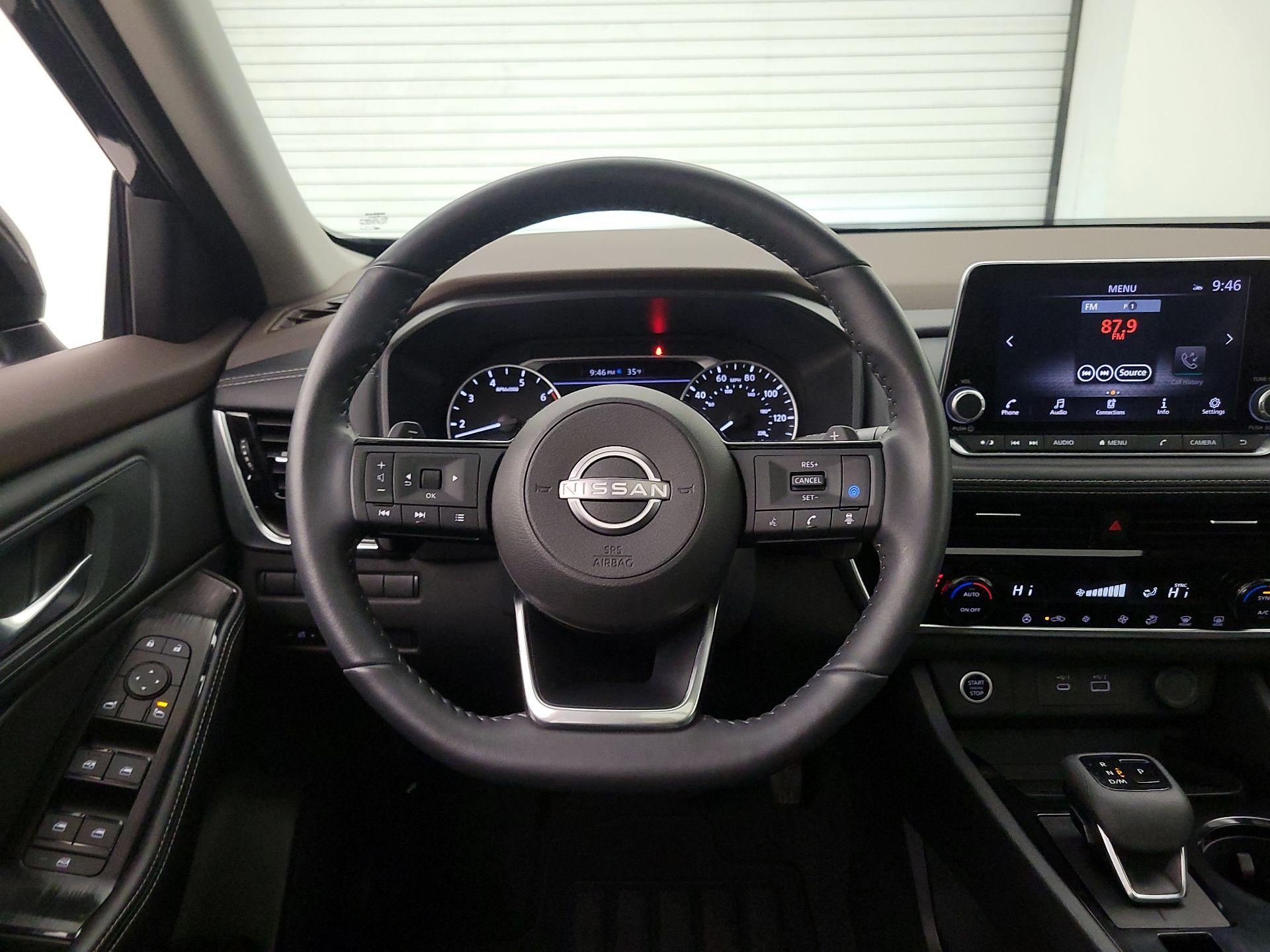 Thumbnail: 2023 Nissan Rogue - 10