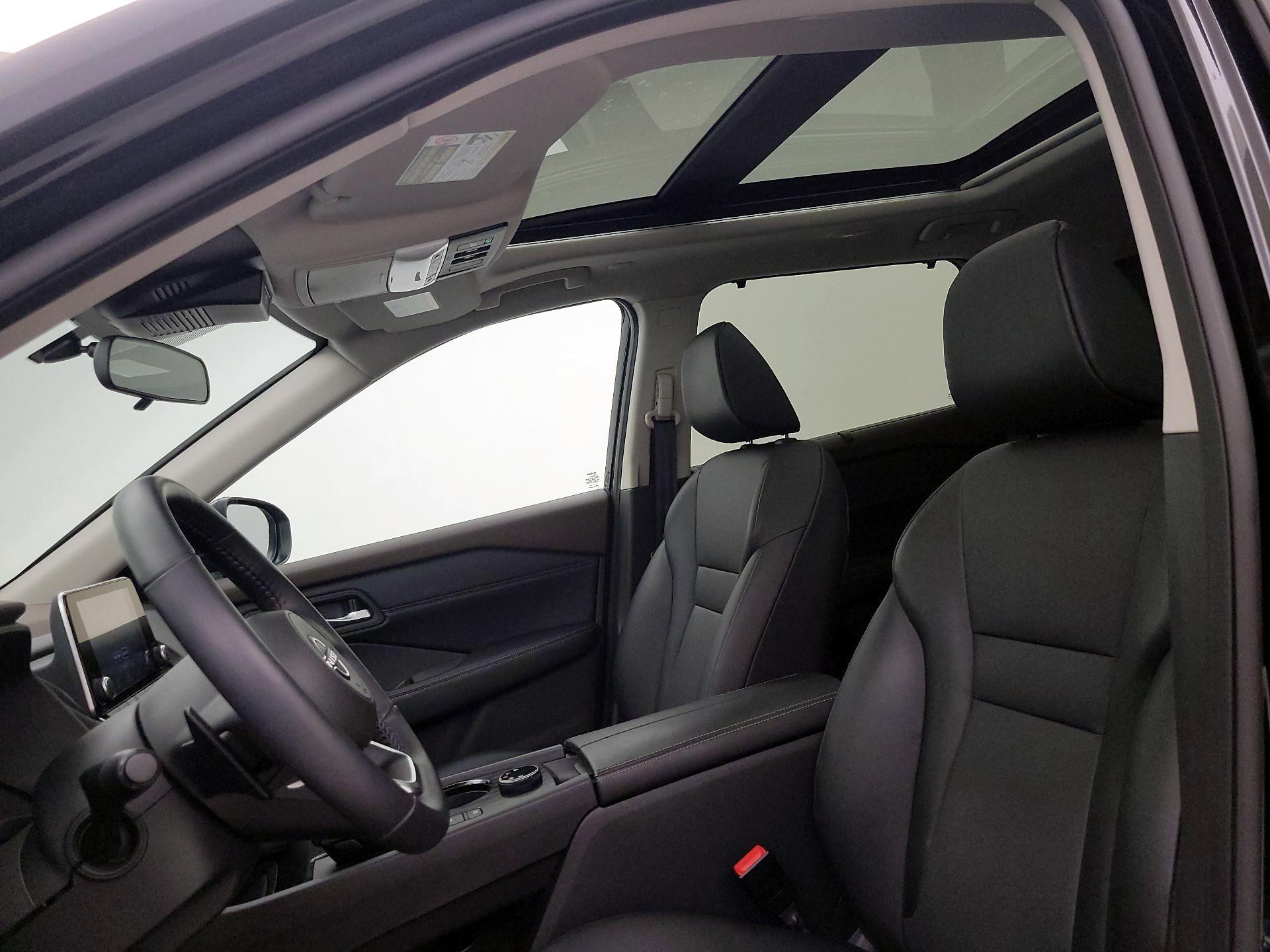 Thumbnail: 2023 Nissan Rogue - 19