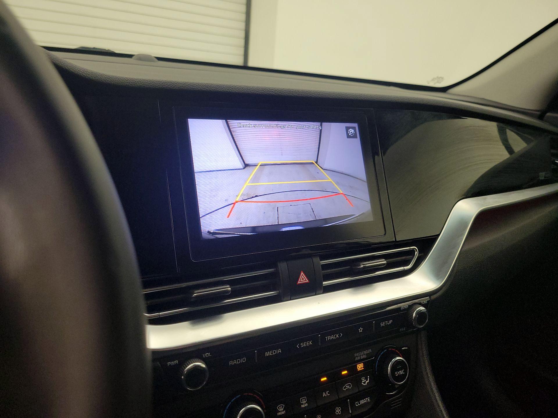 Thumbnail: 2022 Kia Niro - 14