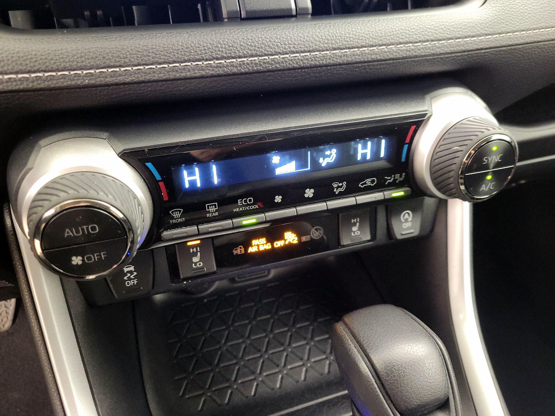 Thumbnail: 2023 Toyota RAV4 - 16