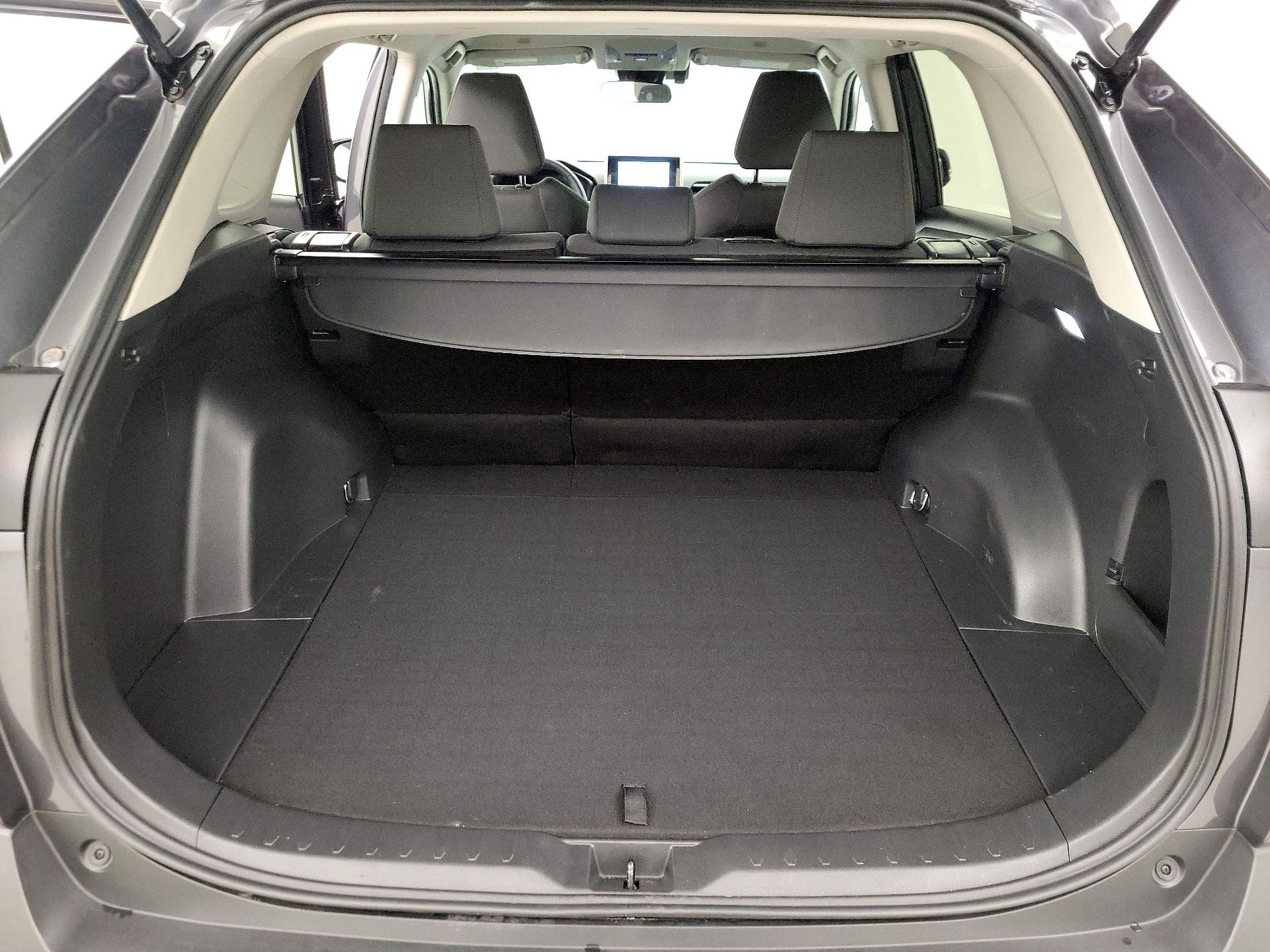 Thumbnail: 2023 Toyota RAV4 - 20