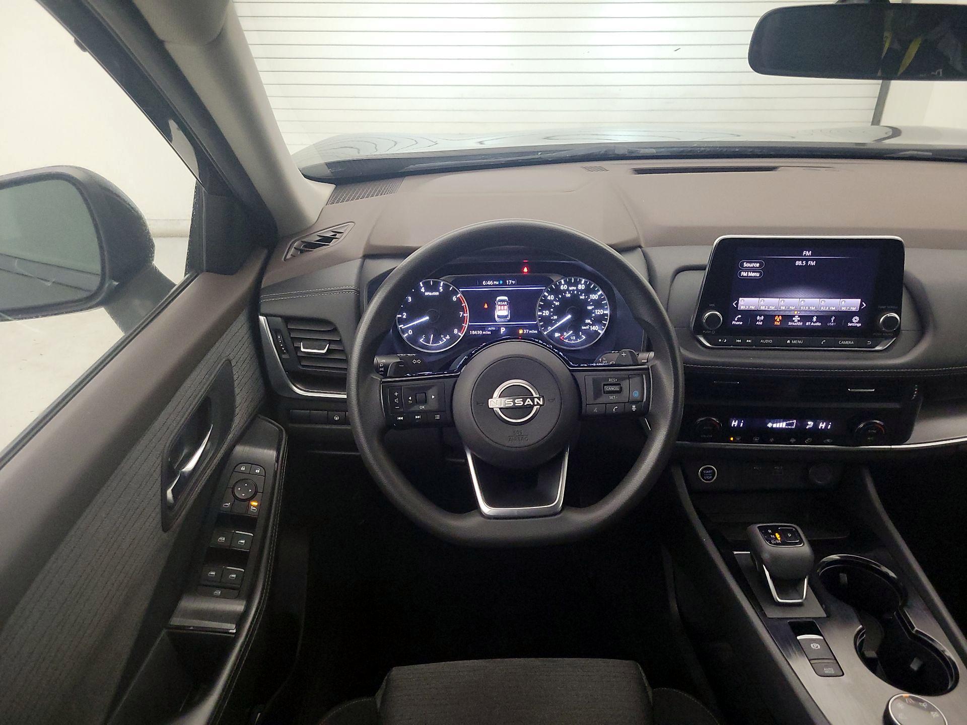 Thumbnail: 2023 Nissan Rogue - 10