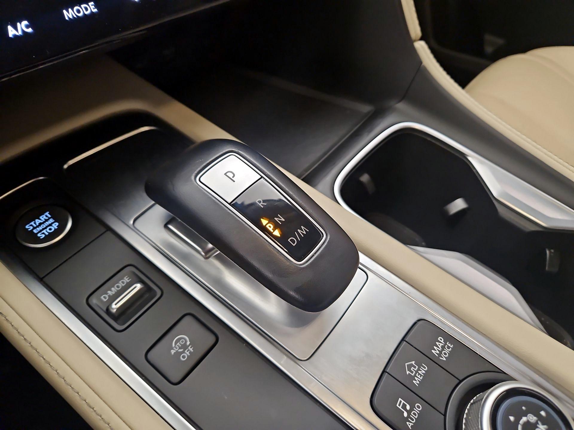 Thumbnail: 2023 INFINITI QX60 - 17