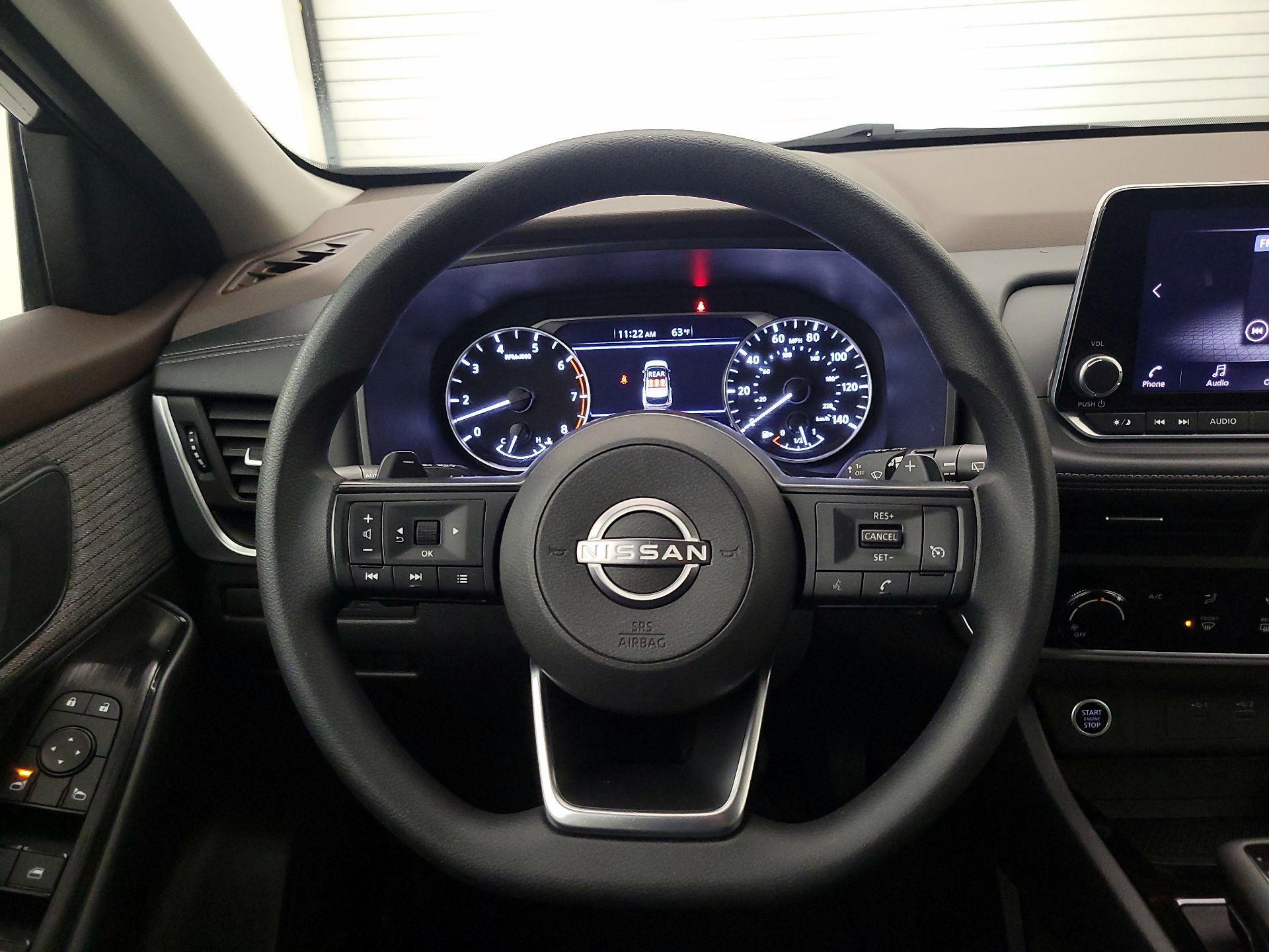 Thumbnail: 2023 Nissan Rogue - 10