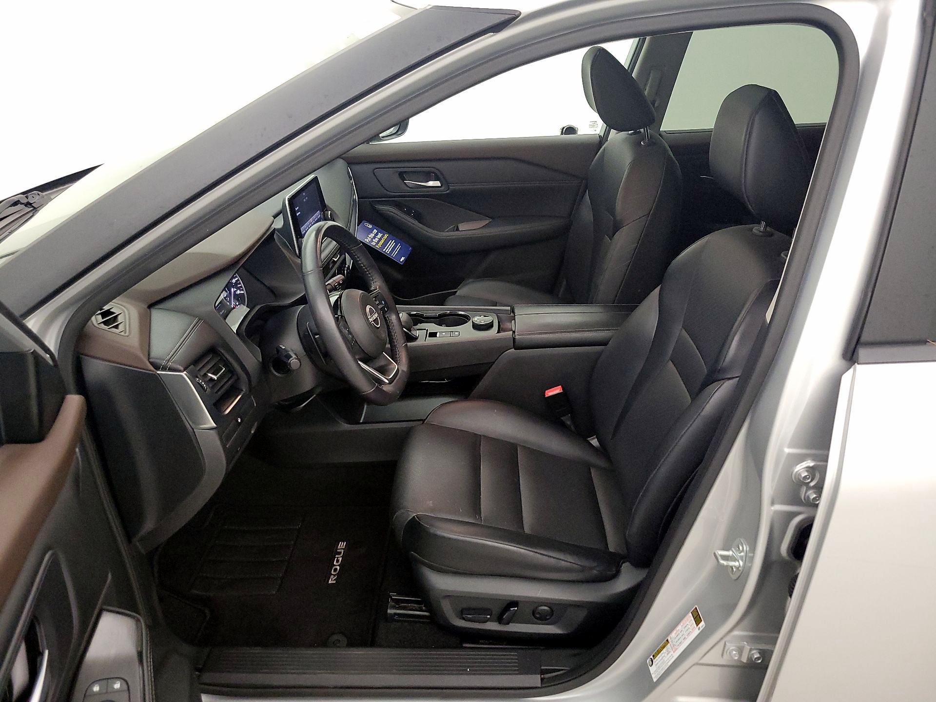 Thumbnail: 2023 Nissan Rogue - 11