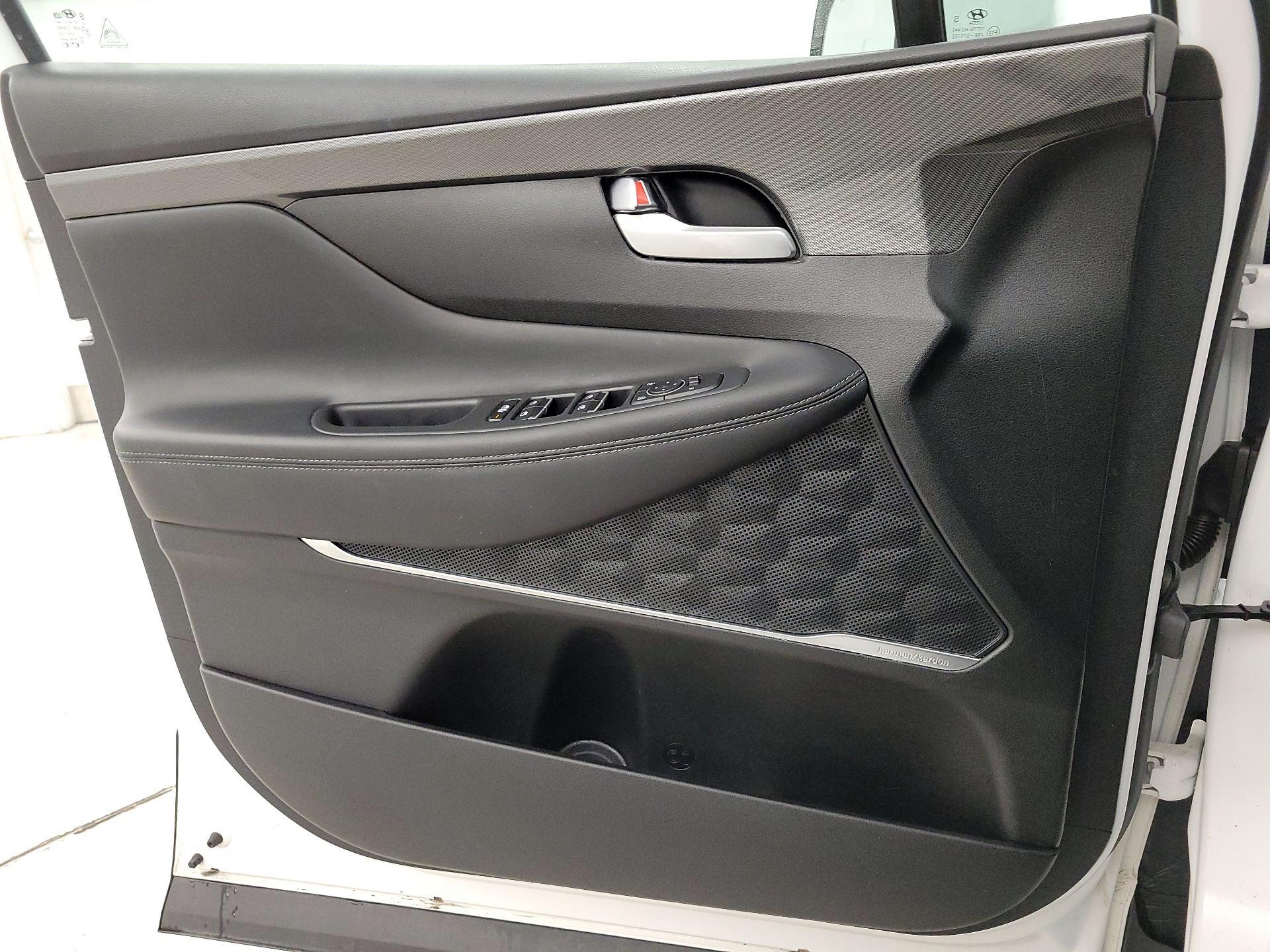 Thumbnail: 2023 Hyundai Santa Fe - 12