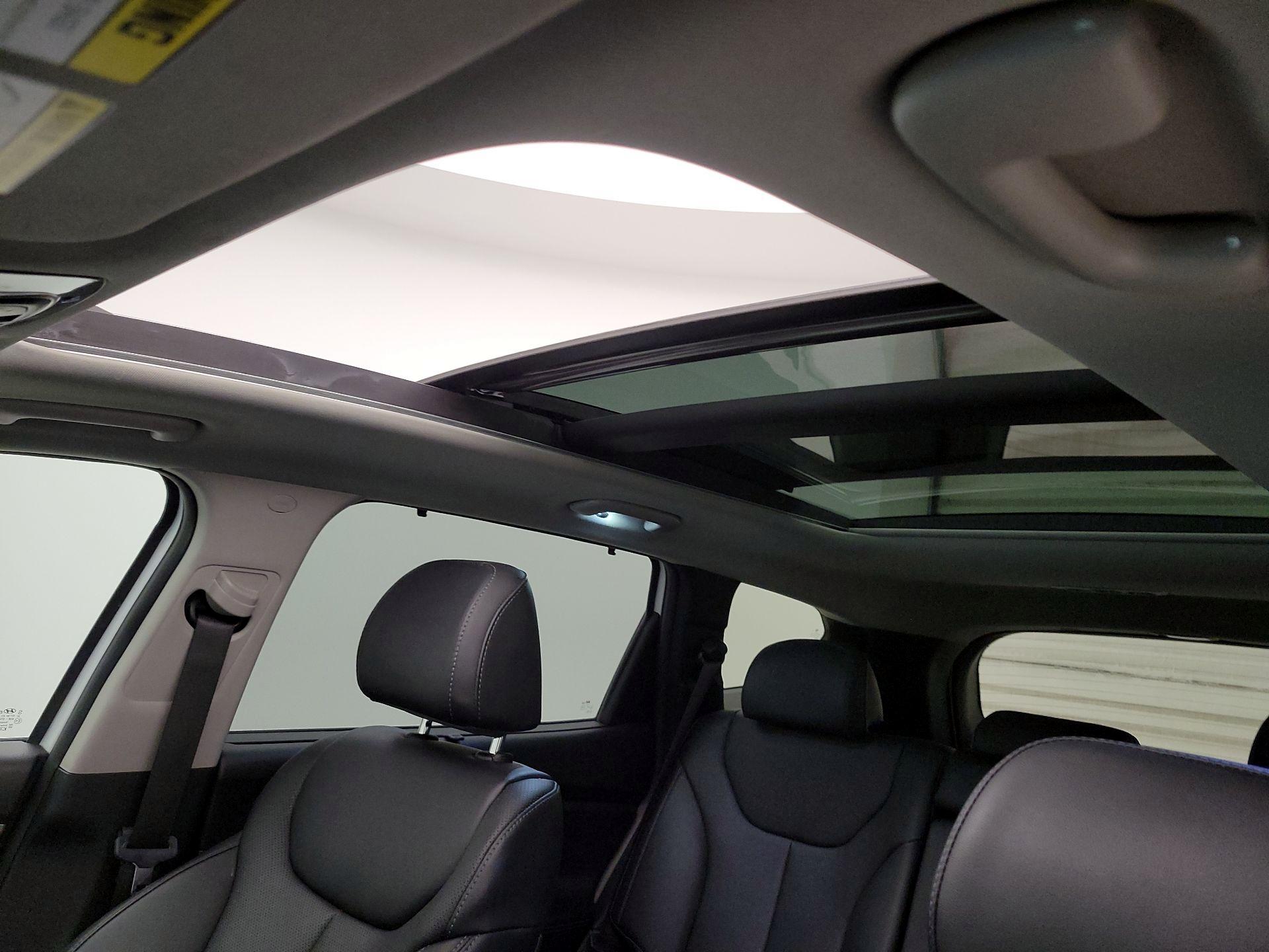 Thumbnail: 2023 Hyundai Santa Fe - 19