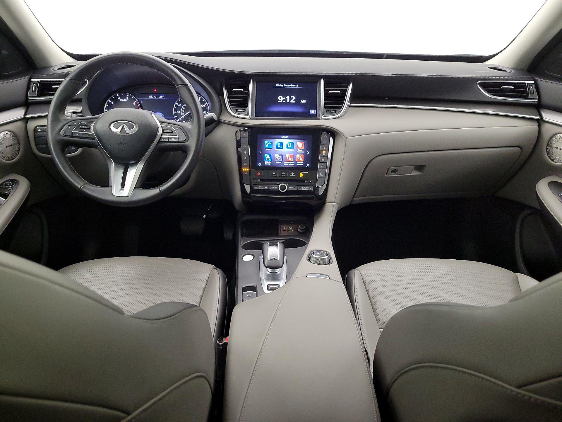 Thumbnail: 2023 INFINITI QX50 - 9