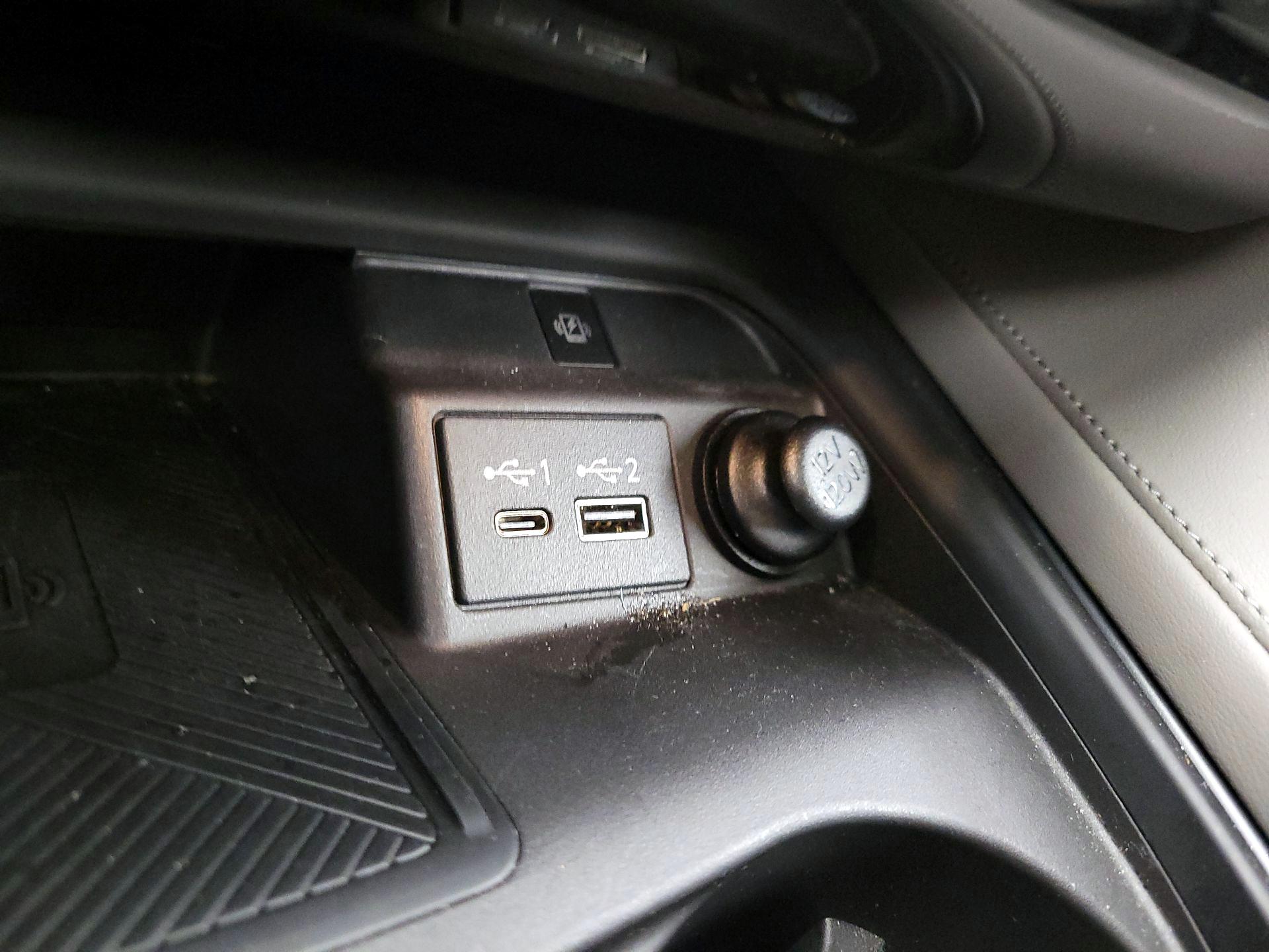 Thumbnail: 2023 INFINITI QX50 - 18