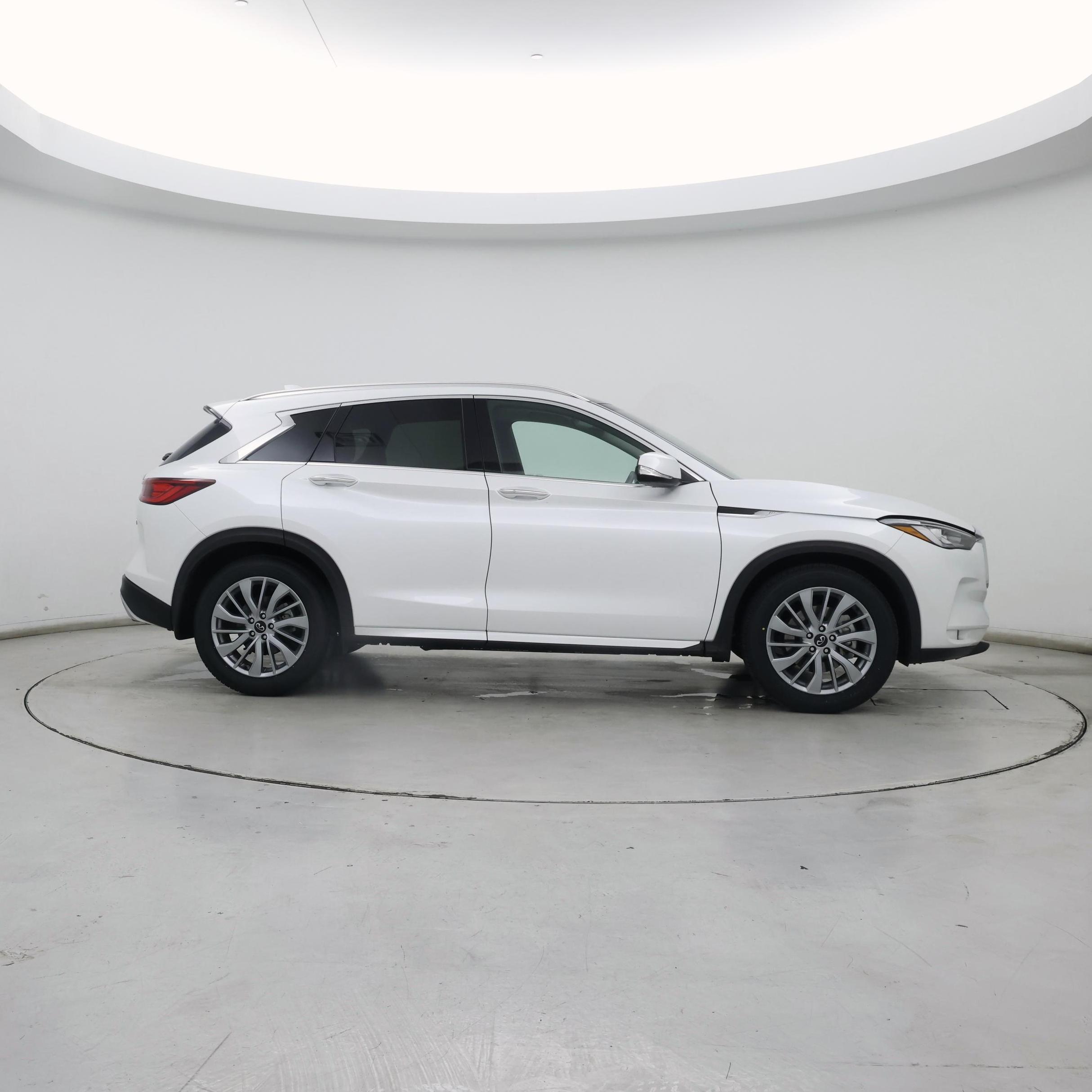 Thumbnail: 2023 INFINITI QX50 - 7