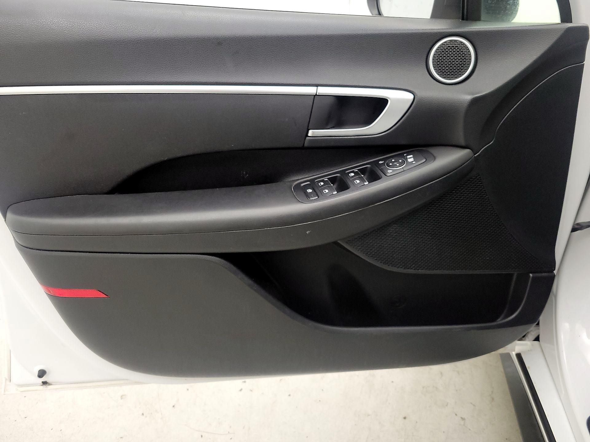 Thumbnail: 2023 Hyundai Sonata - 12