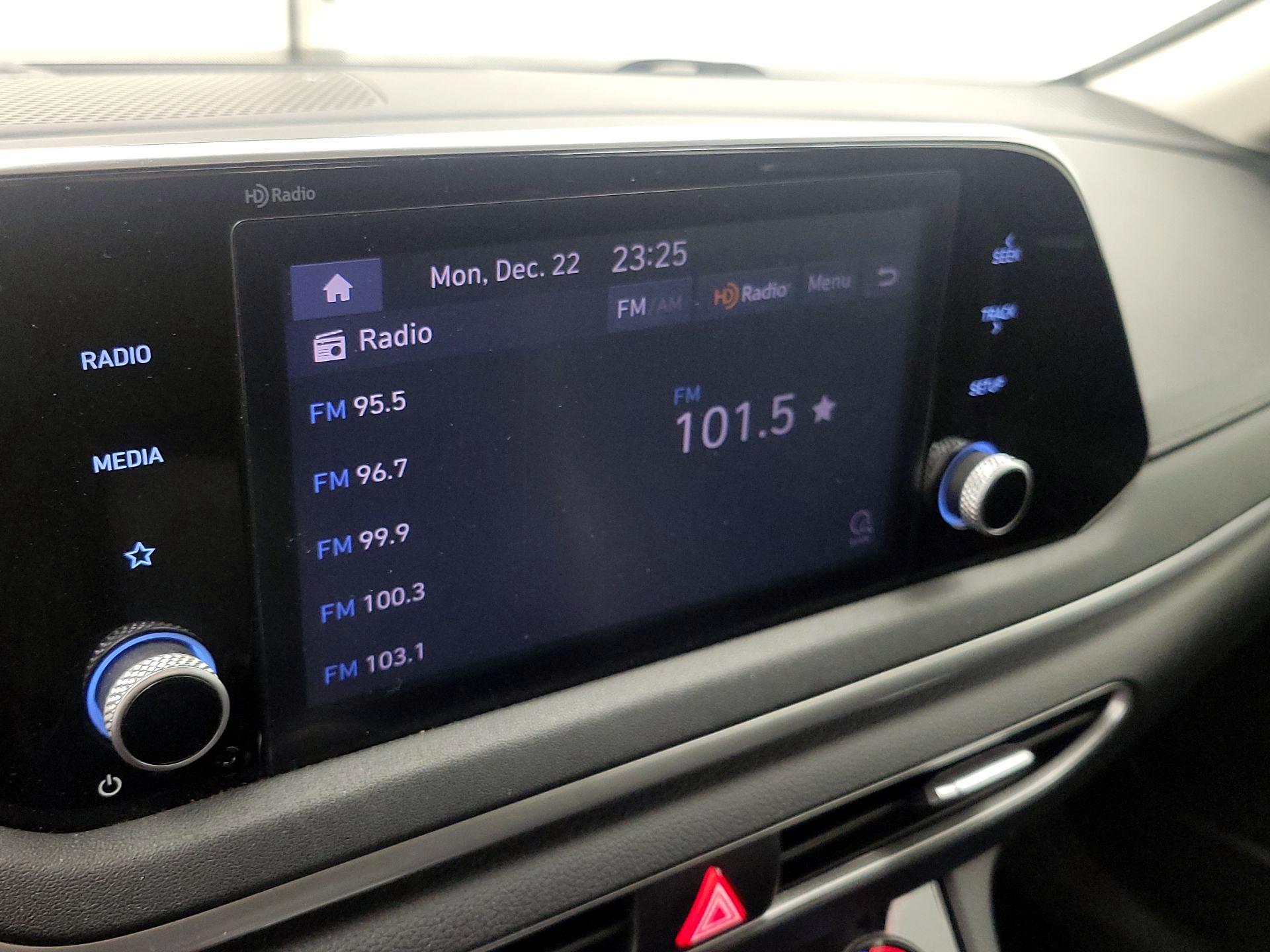 Thumbnail: 2023 Hyundai Sonata - 15