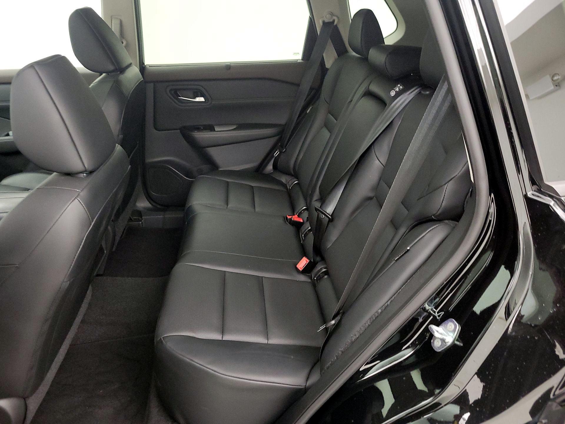 Thumbnail: 2023 Nissan Rogue - 20