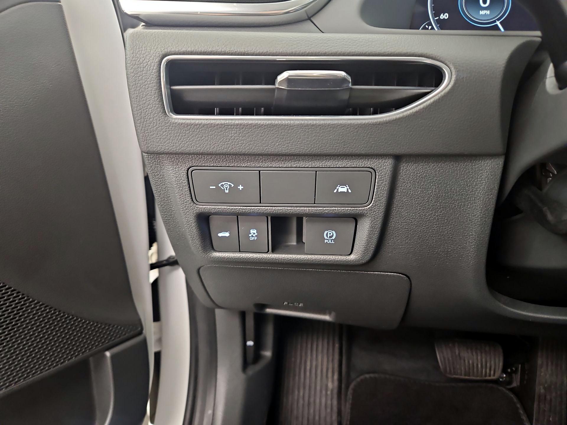 Thumbnail: 2022 Hyundai Sonata - 13