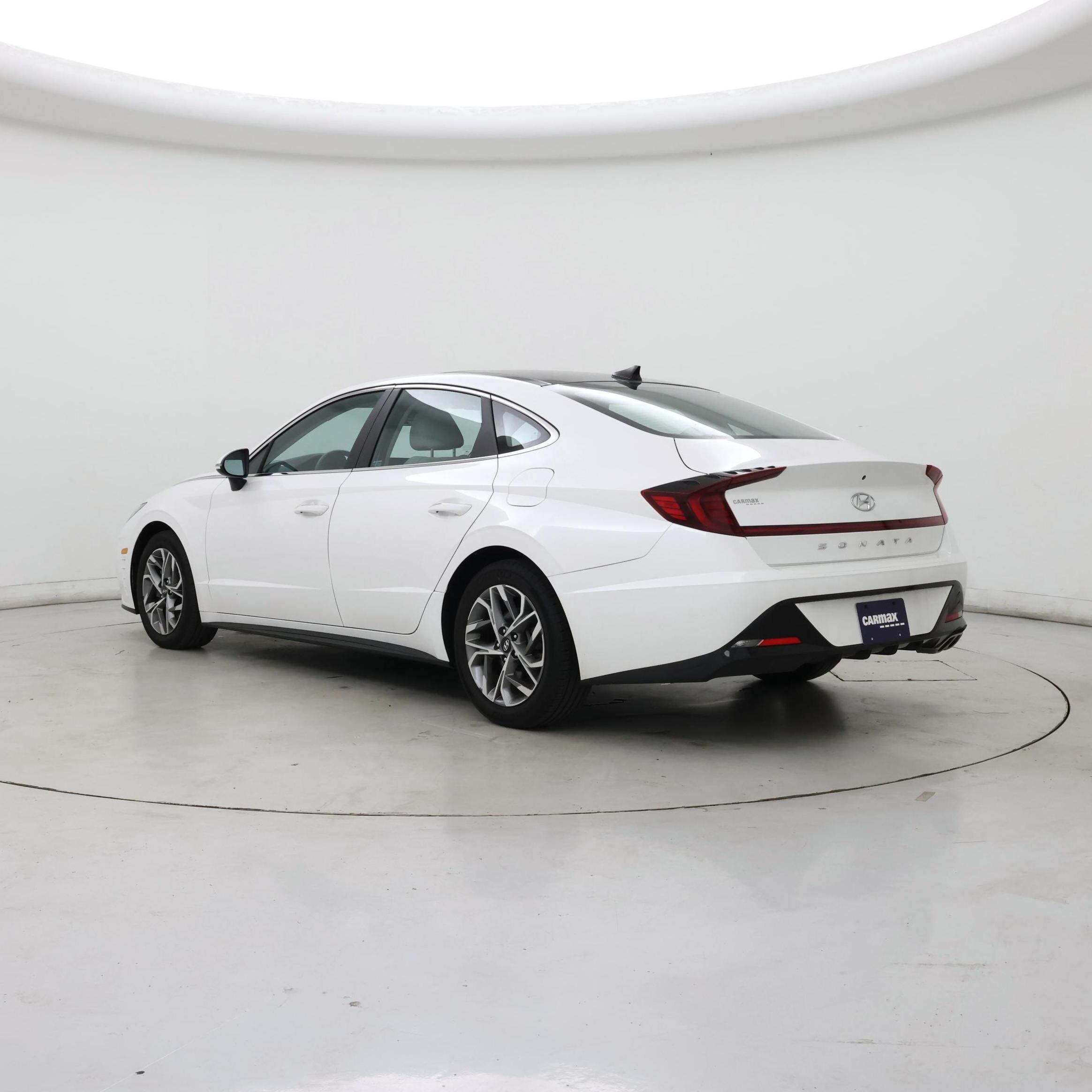 Thumbnail: 2022 Hyundai Sonata - 2