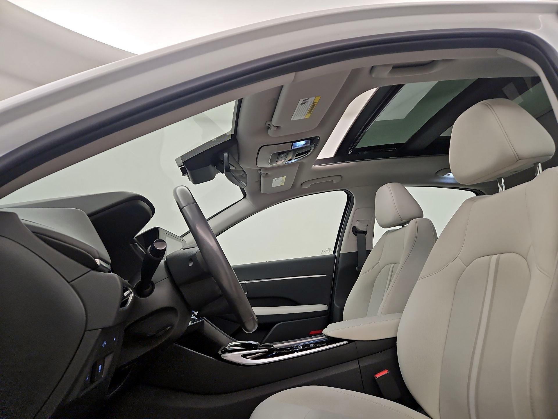 Thumbnail: 2022 Hyundai Sonata - 19