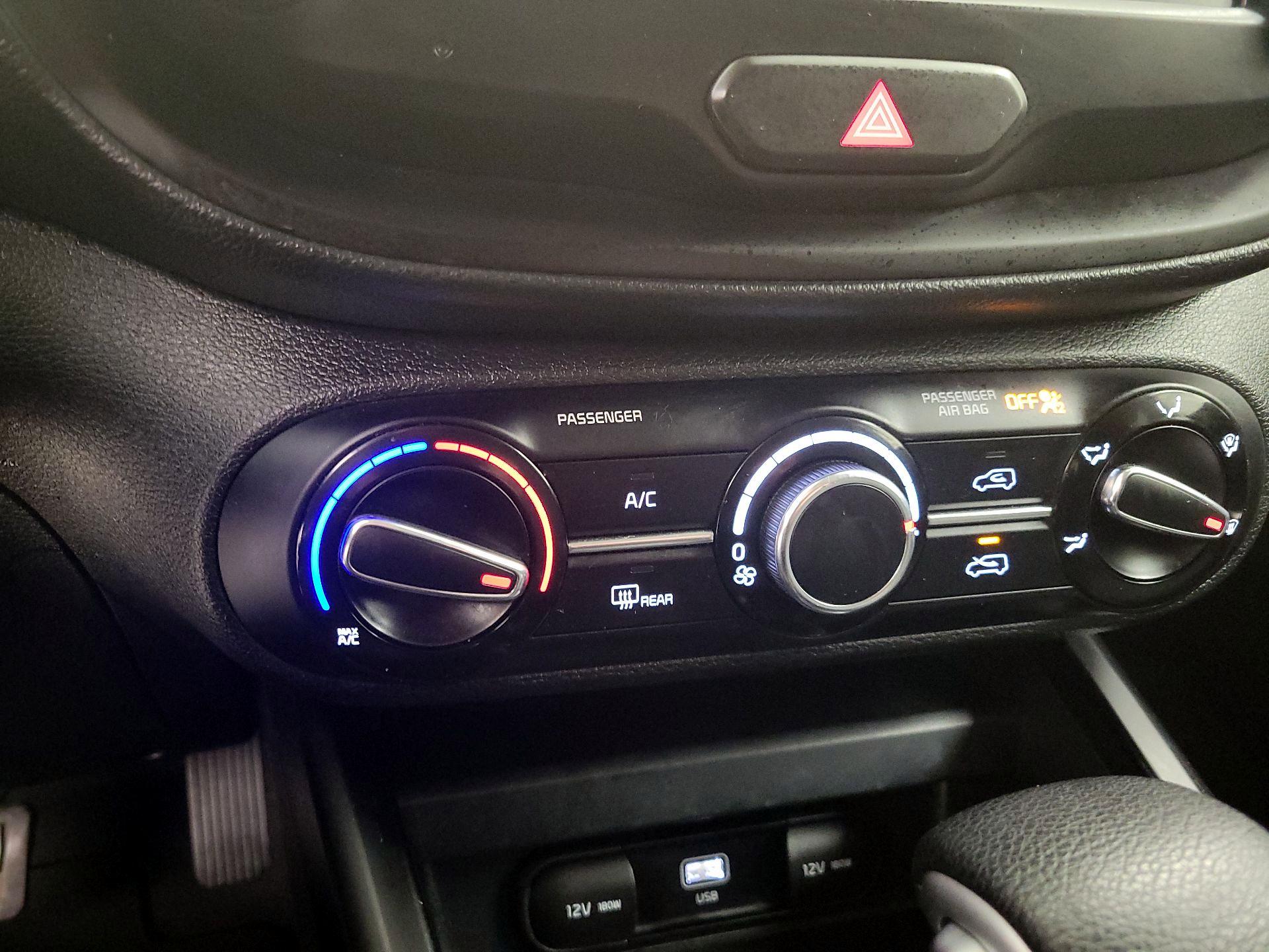 Thumbnail: 2023 Kia Soul - 17